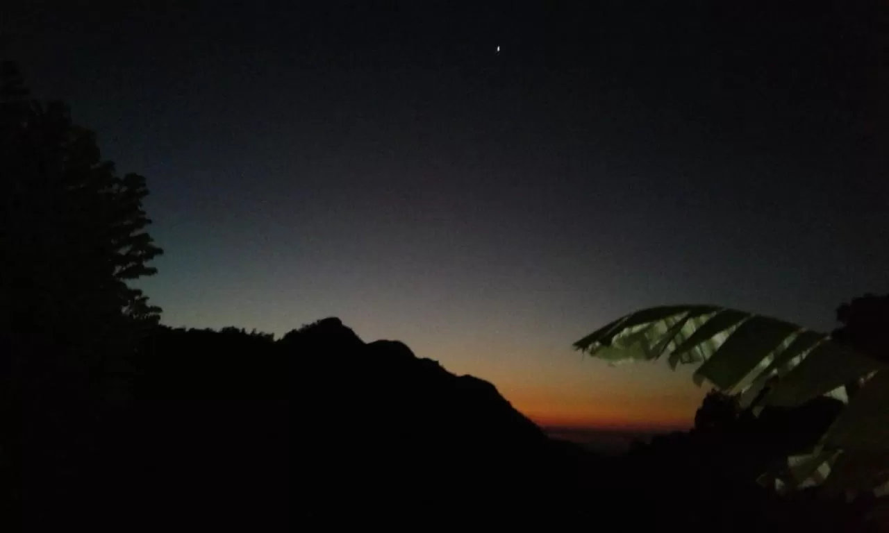 Sunrise/Sunset in Ella Lucky Panoramic