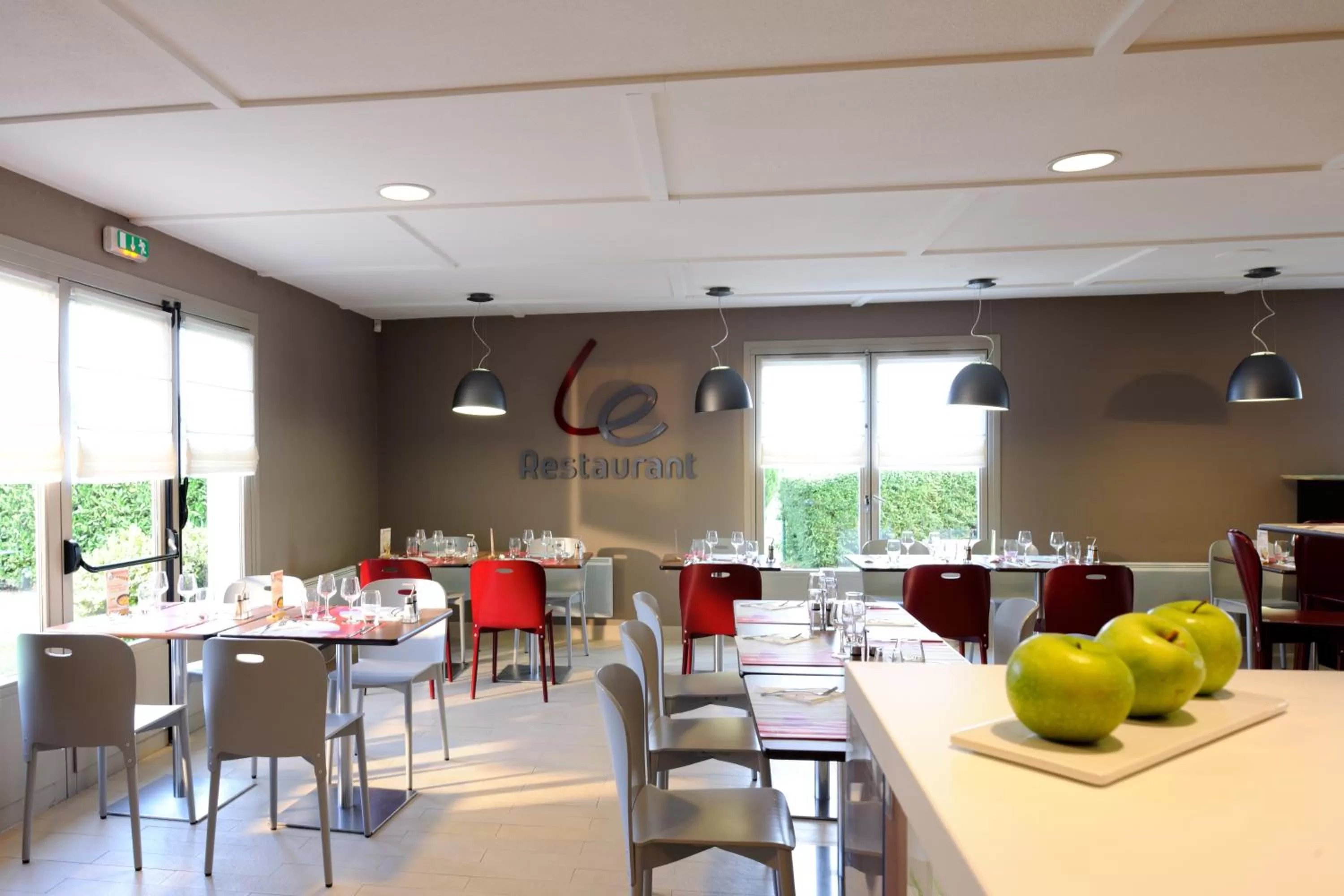 Restaurant/places to eat in Campanile Château-Thierry