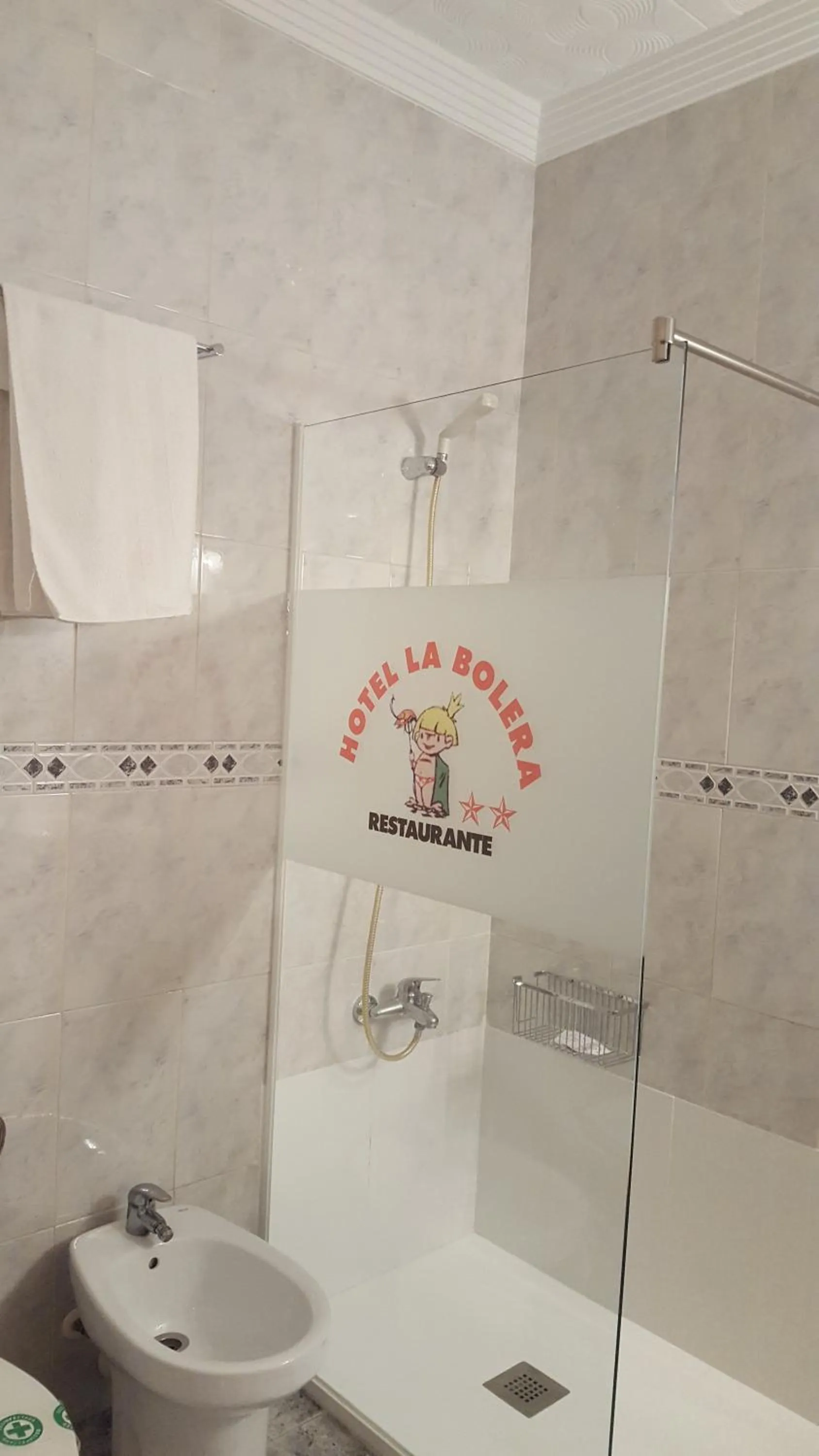 Bathroom in Hotel La Bolera