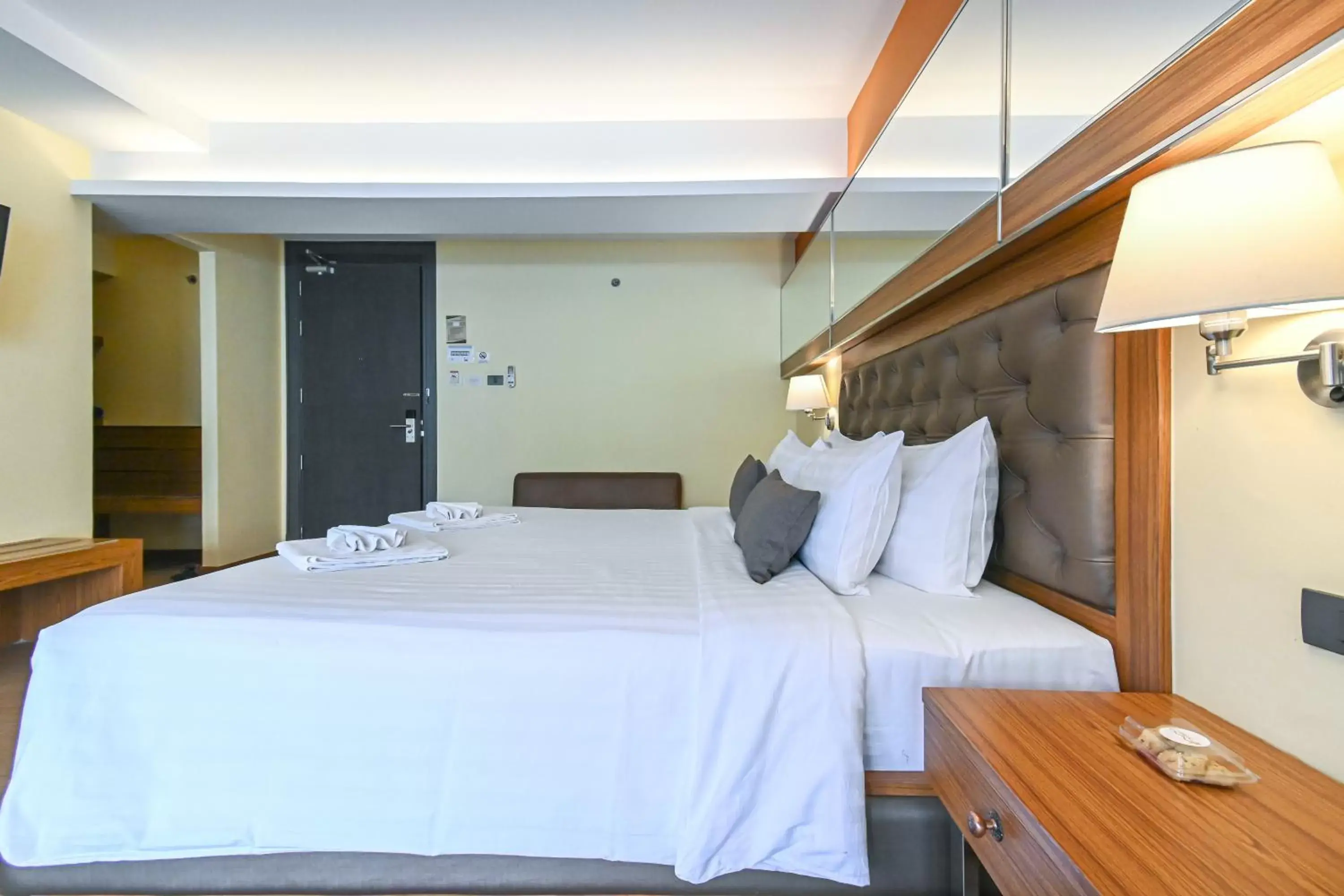 Deluxe Double or Twin Room with Pool View in Golden Sea Hua Hin - SHA Extra Plus Deluxe Double or Twin Room with Pool View in Golden Sea Hua Hin - SHA Extra Plus