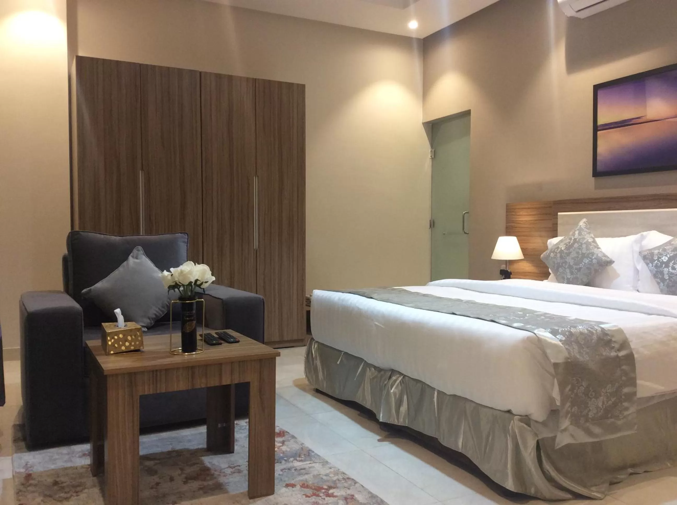 Bed in Admire Apart' Hotel