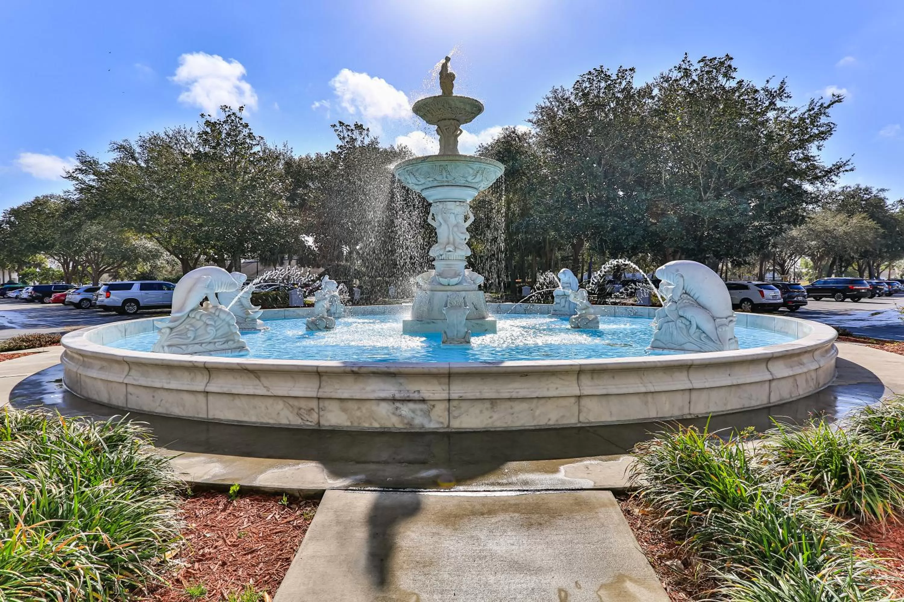 Parking in Plantation Resort on Crystal River, Ascend Hotel Collection