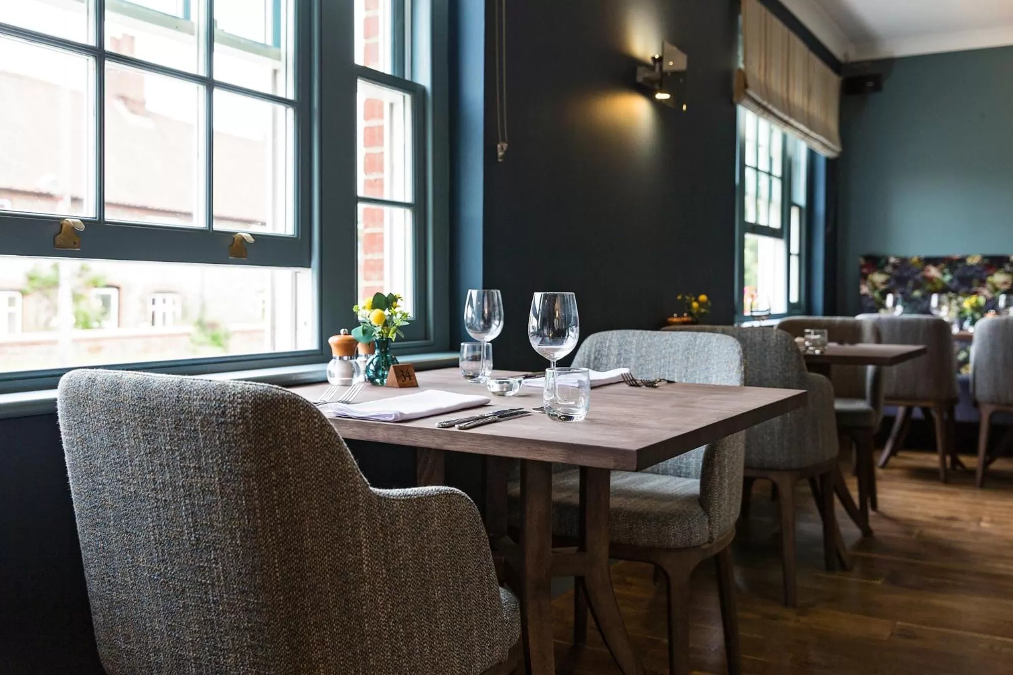 Restaurant/places to eat in The Lodge