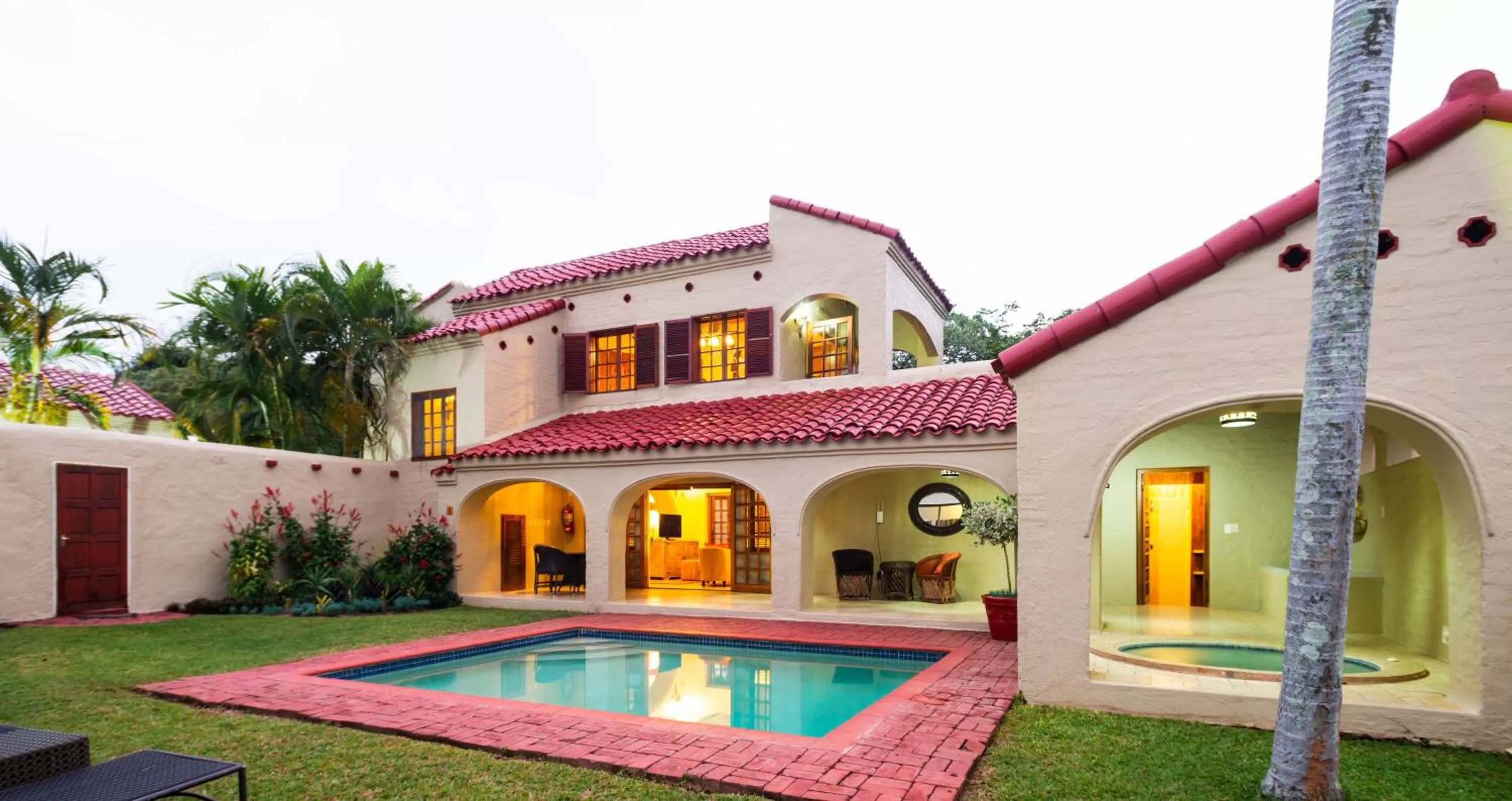 Presidential Suite - single occupancy in ANEW Resort Hazyview Kruger Park