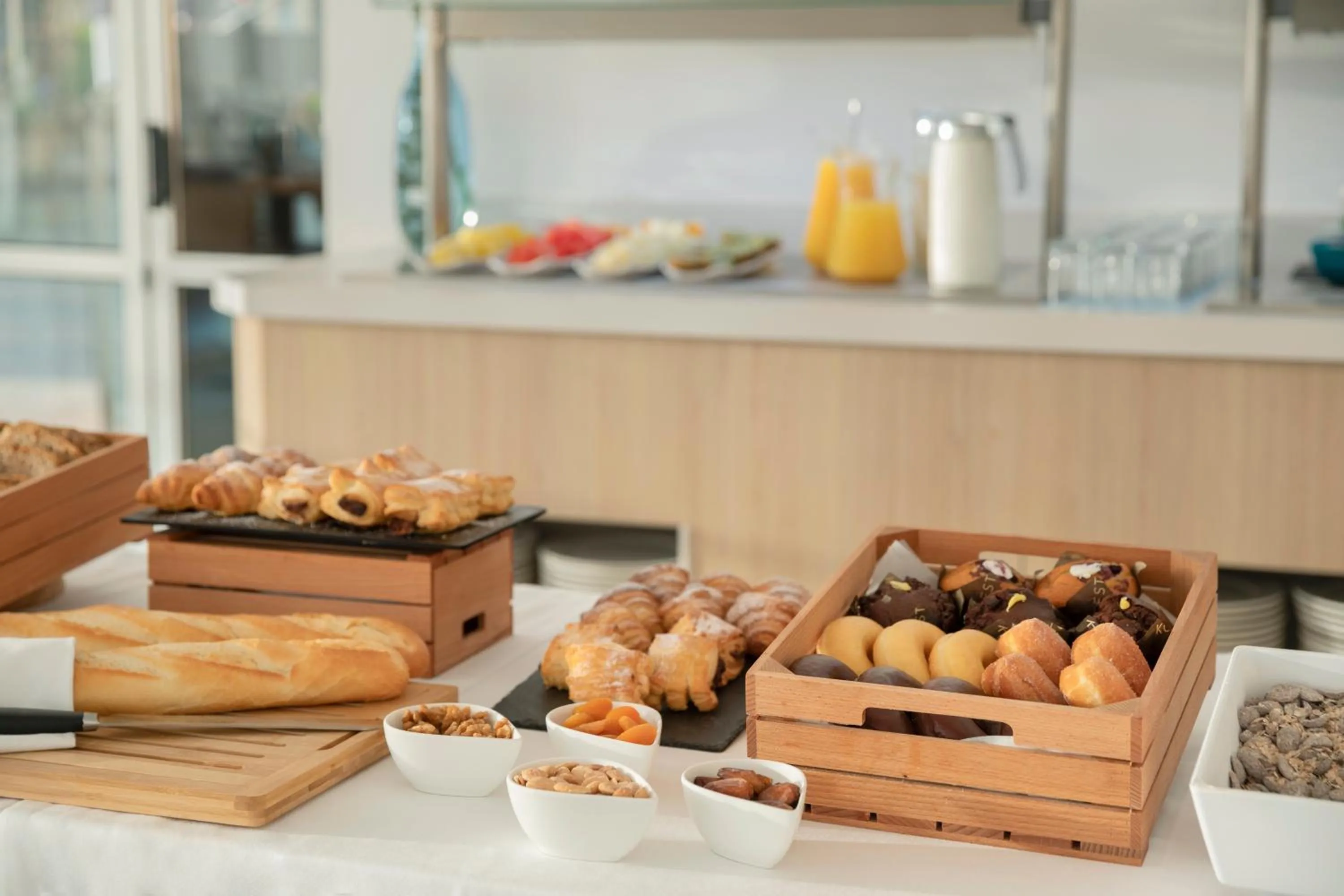 Kitchen or kitchenette in Porto Drach Aparthotel & Suites