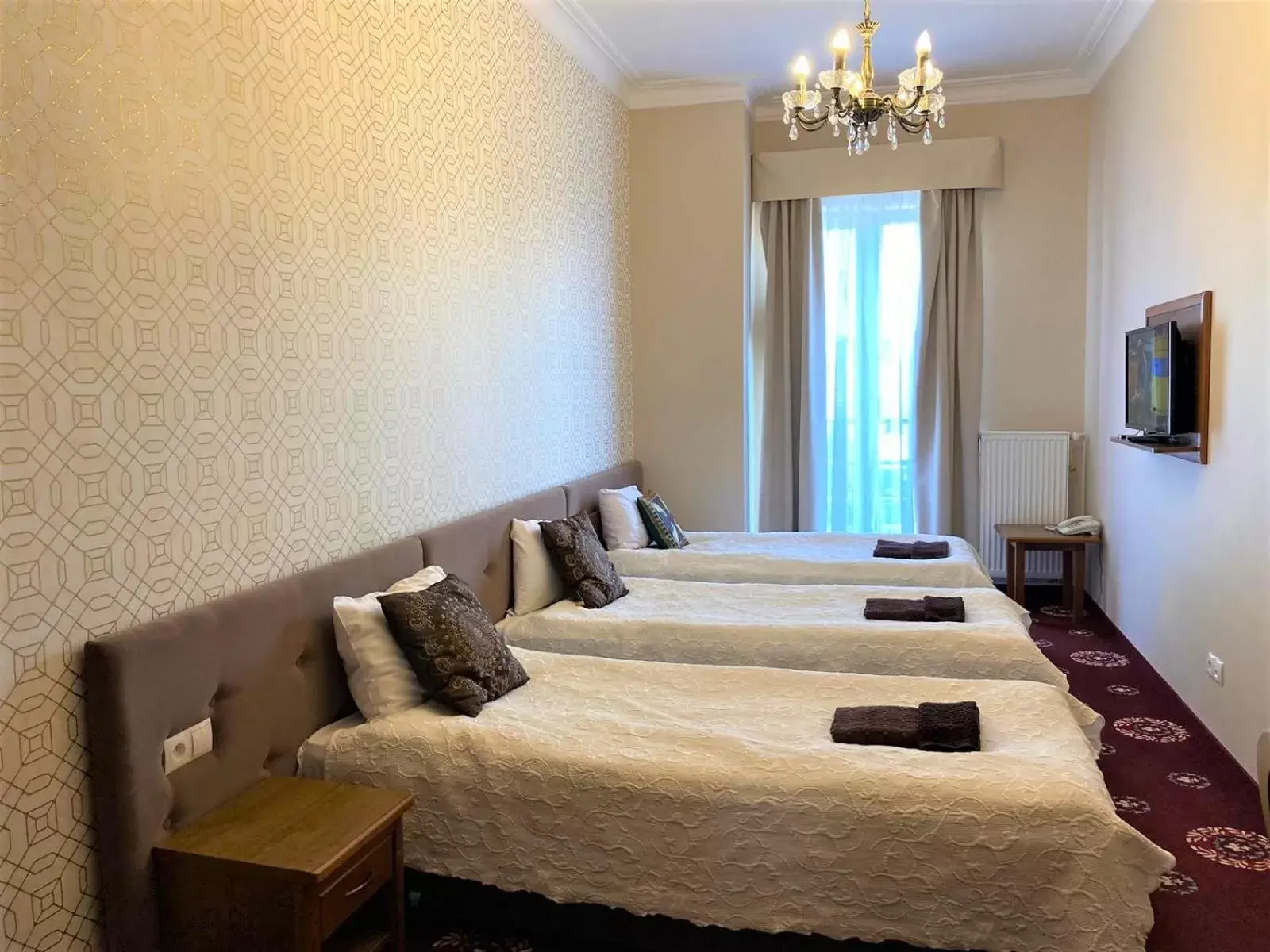 Triple Room in Hotel President Triple Room in Hotel President