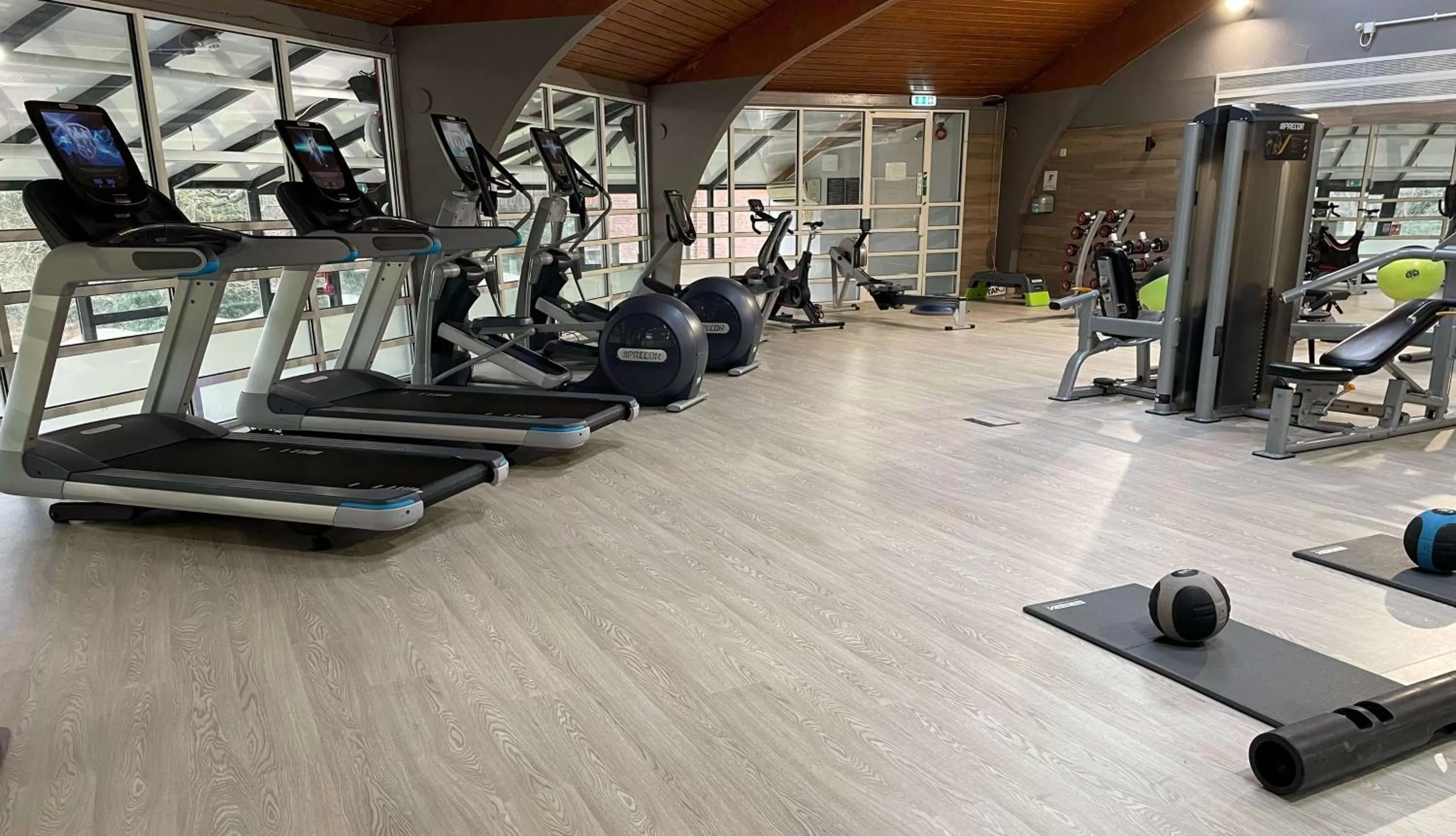 Fitness centre/facilities in Hilton Cobham