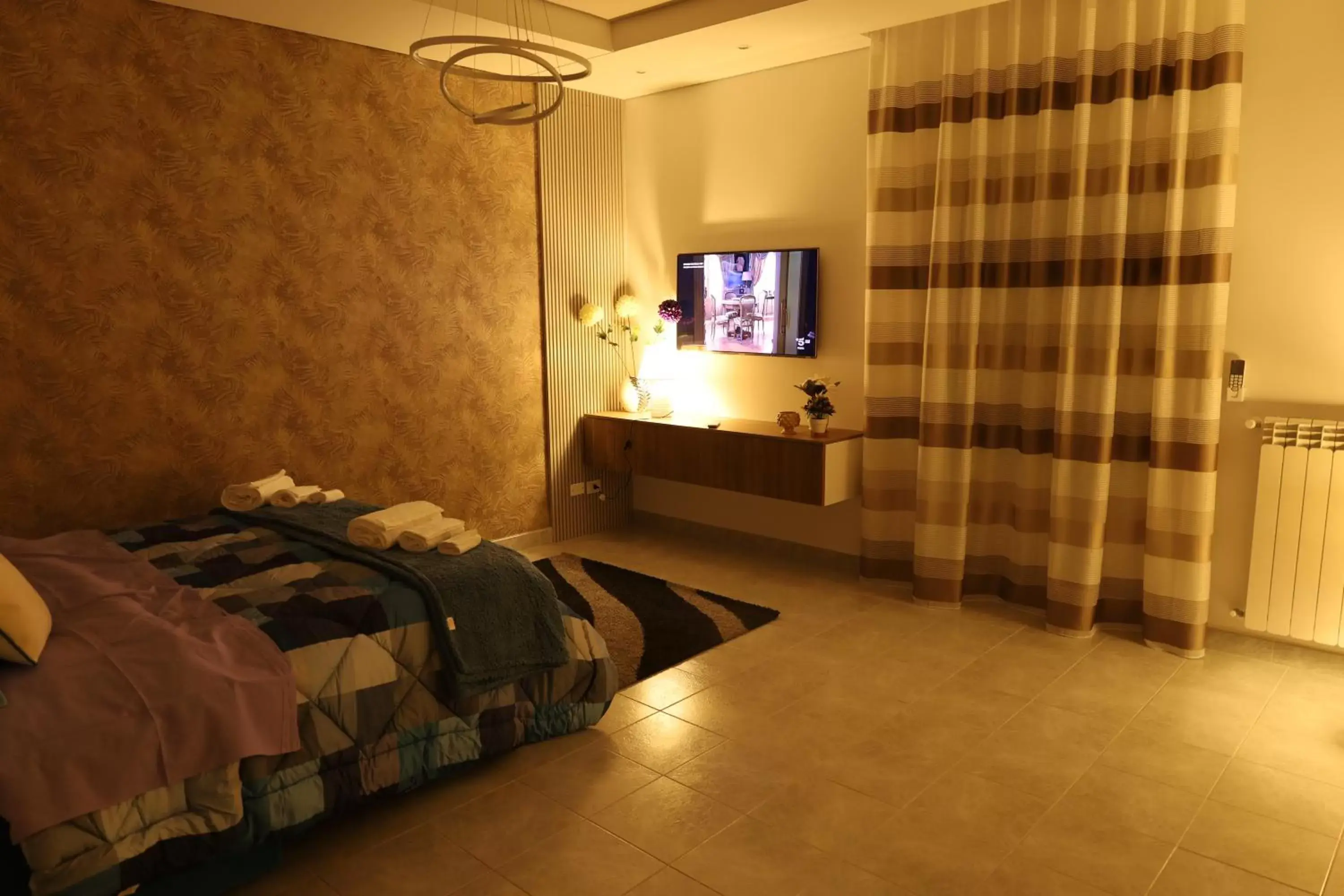 Deluxe Double Room with Extra Bed in B&B Acquedotto Deluxe Double Room with Extra Bed in B&B Acquedotto