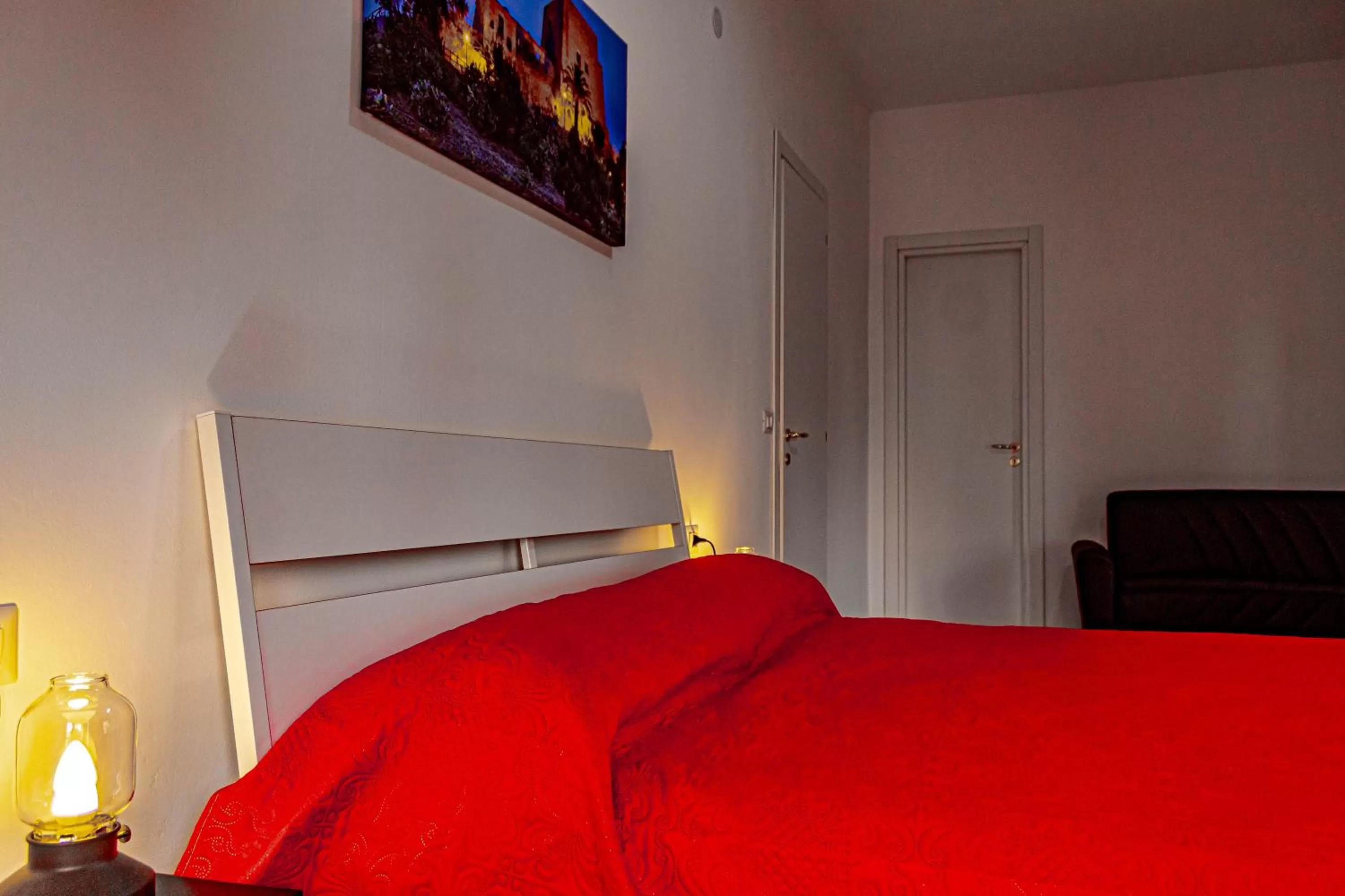 Communal lounge/ TV room, Bed in Bed end Breakfast Mediterraneo