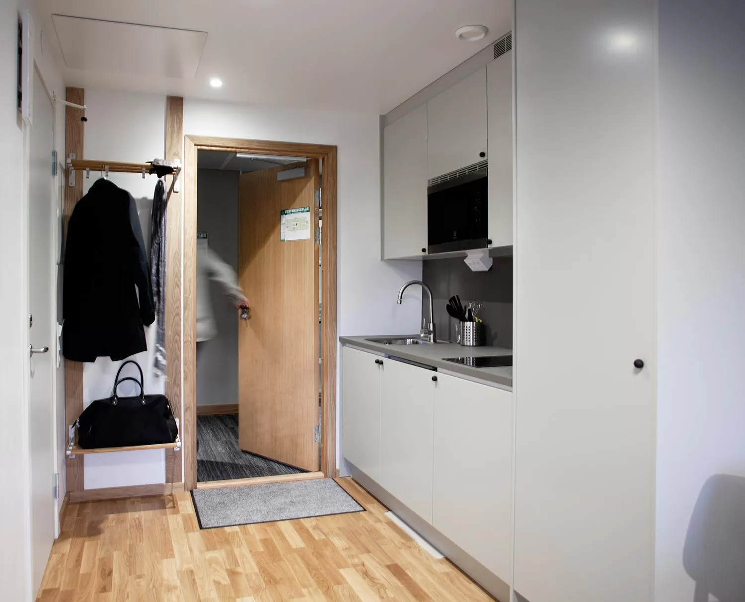 Kitchen or kitchenette in First Hotel The Studio