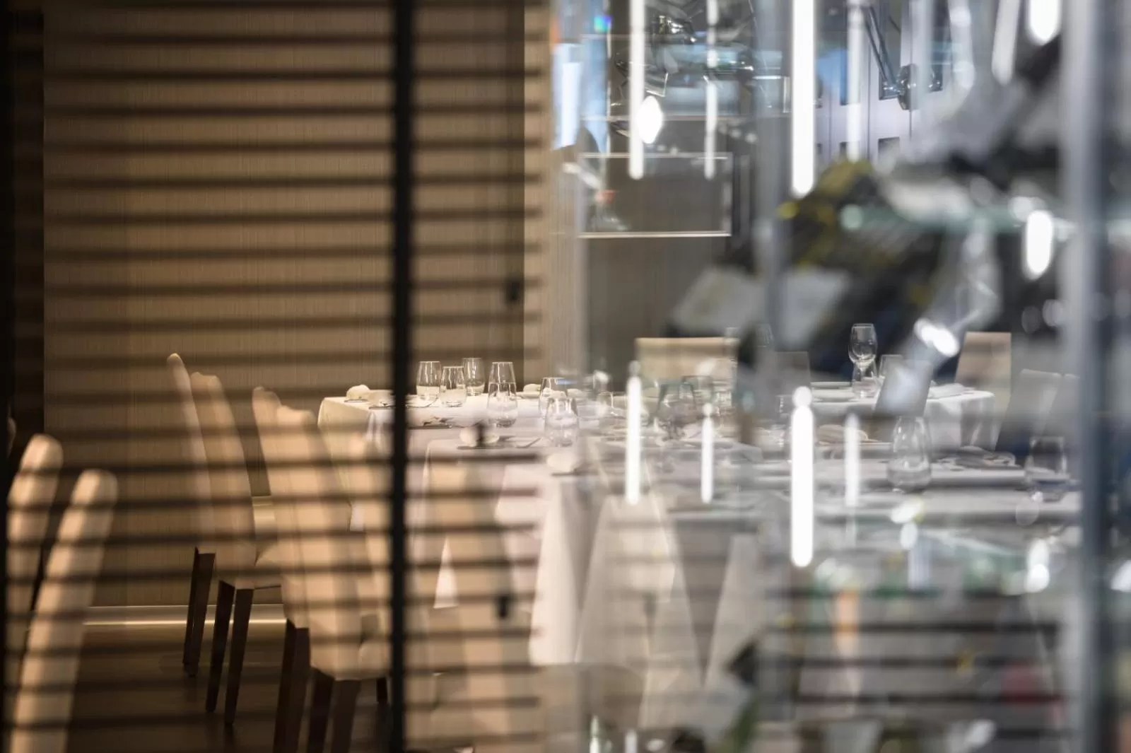 Restaurant/places to eat in Hotel Plaza