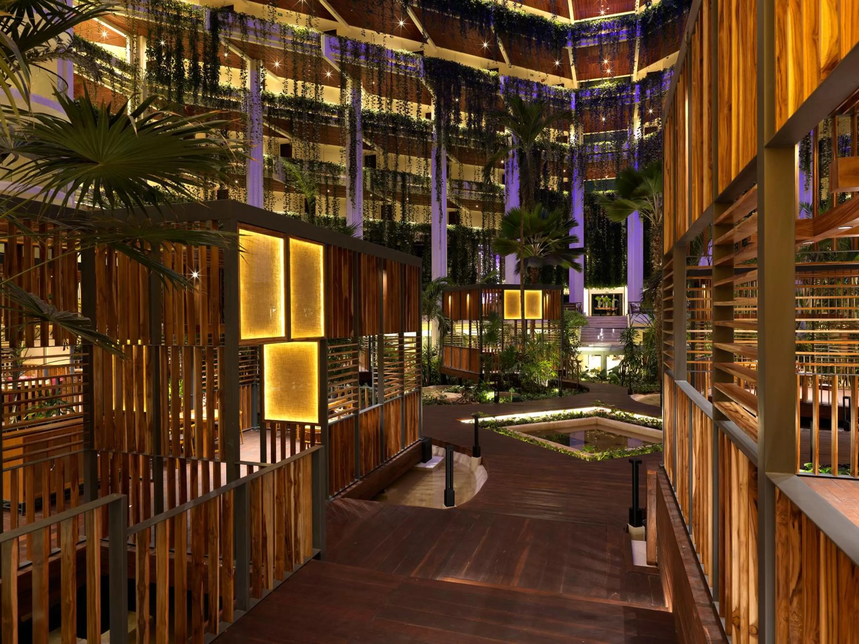 Restaurant/places to eat in Paradisus Cancun All Inclusive - Grand Reopening coming soon