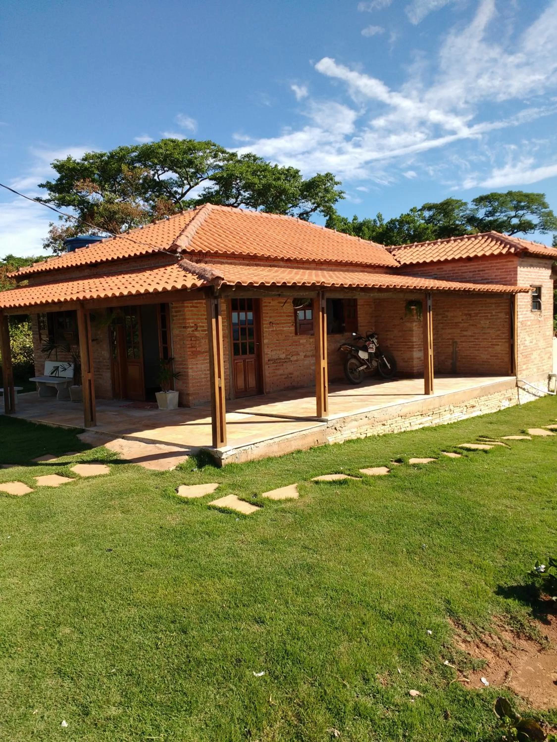 Facade/entrance in Pousada e Chales Por do Sol