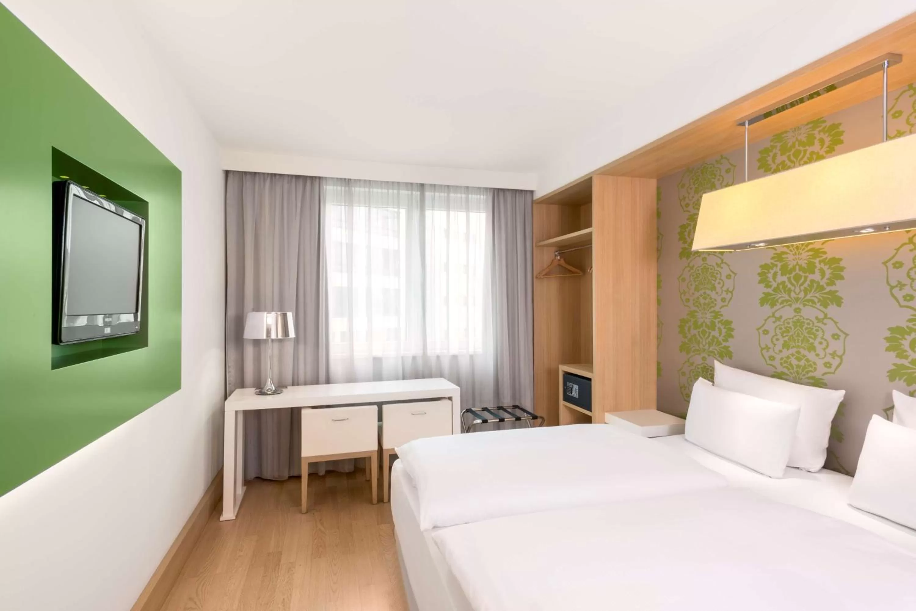 Standard Double or Twin Room in NH Berlin Potsdamer Platz