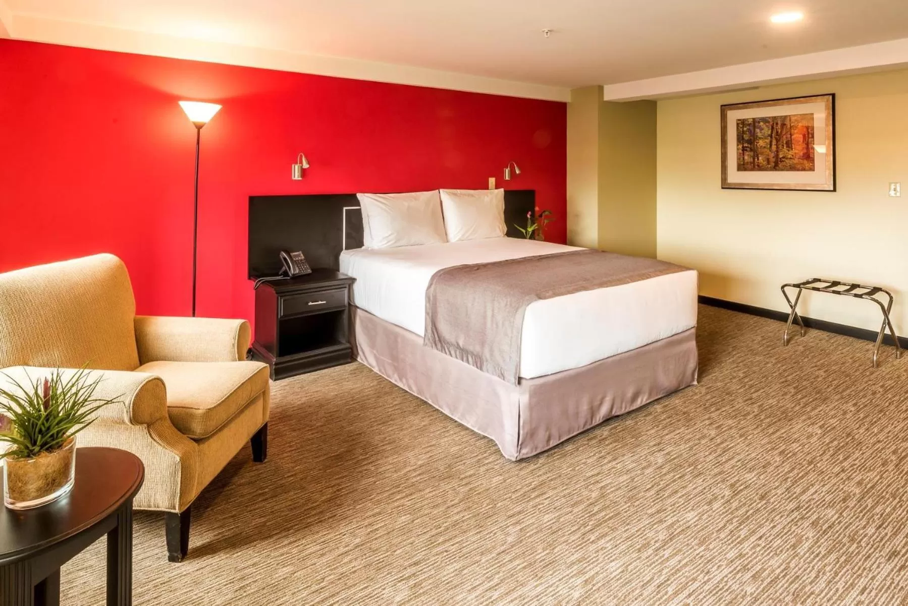 Bed in Urban Green Hotel & Suites