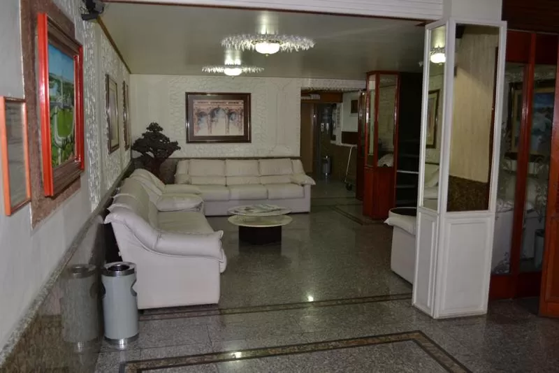 Lobby or reception in Fares Turis Hotel