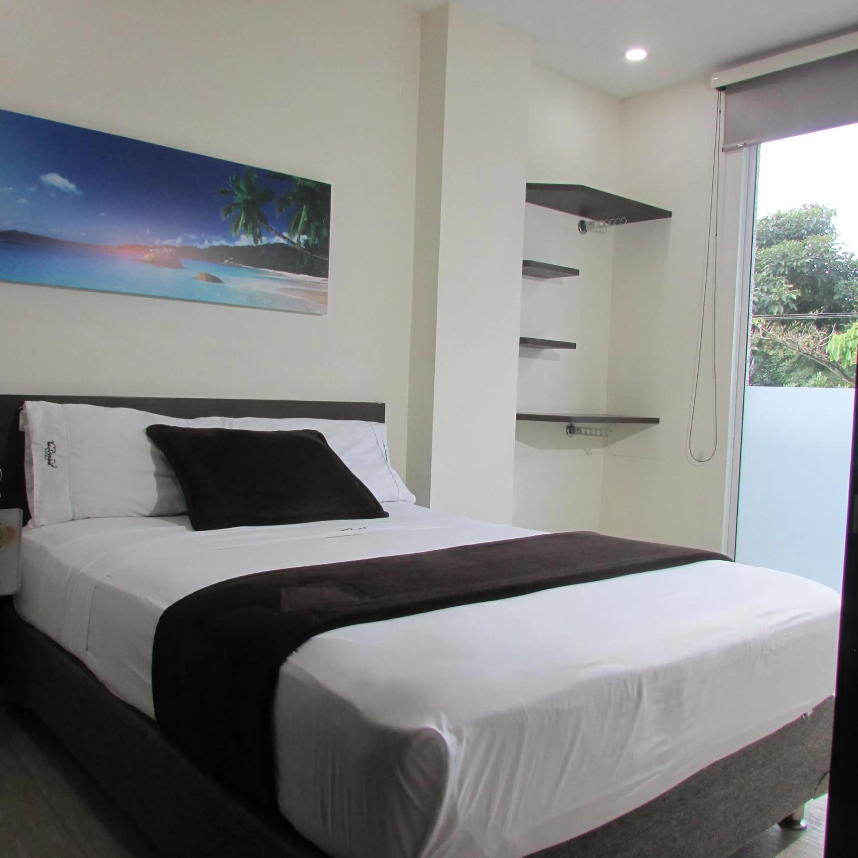 Bed in Hotel Via Principal I