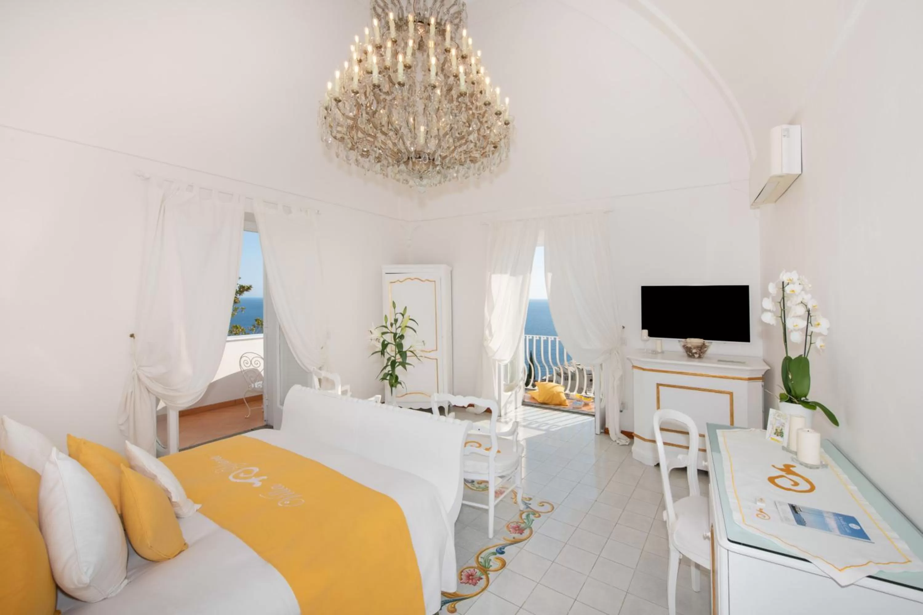 Bed in Villa Yiara