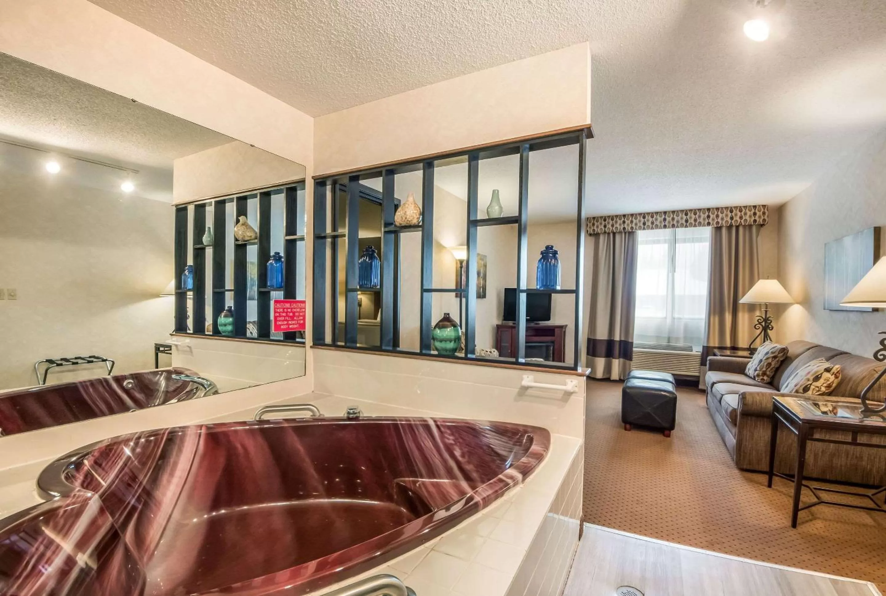 Photo of the whole room in Quality Inn & Suites Newberry