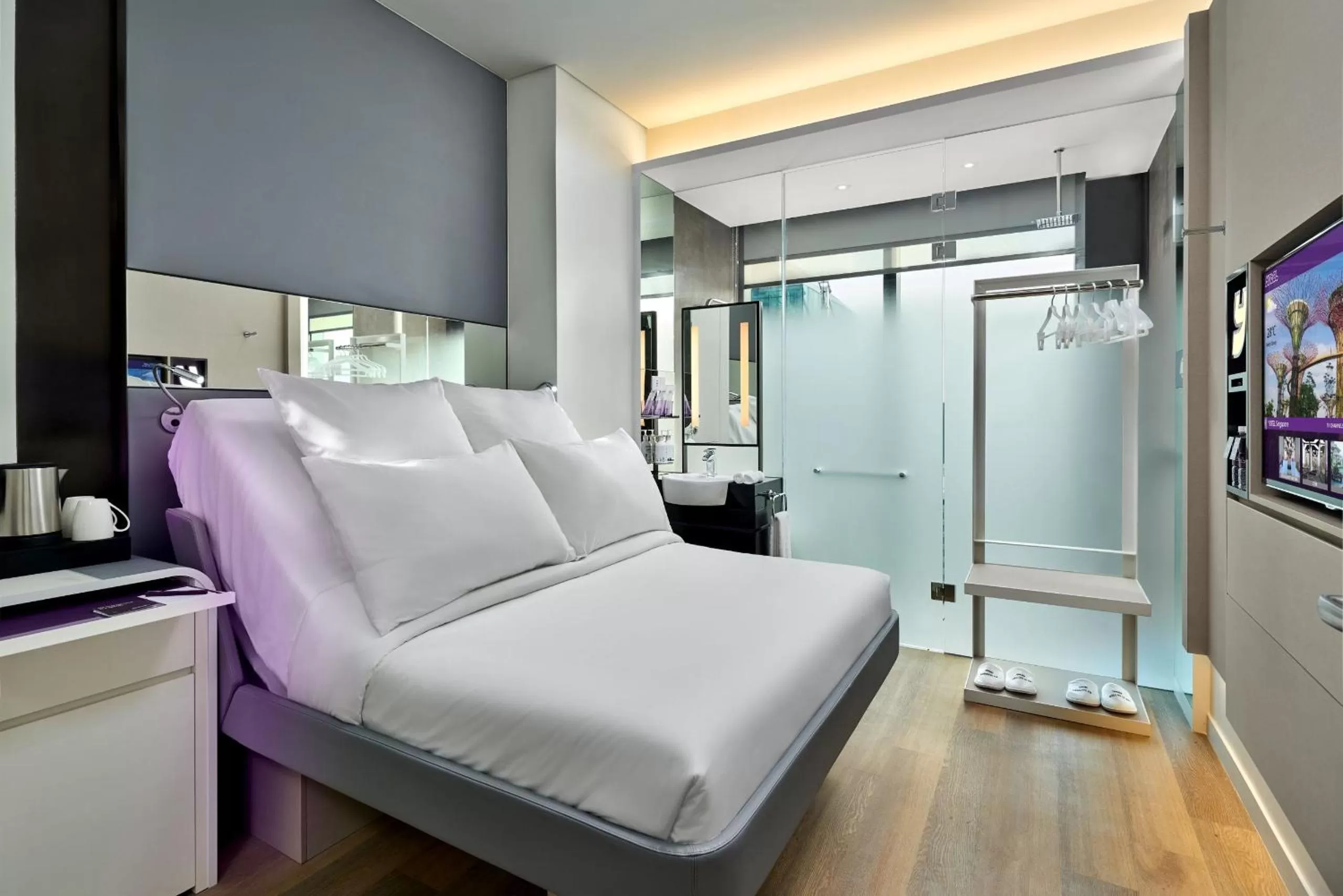 Bathroom in YOTEL Singapore Orchard Road
