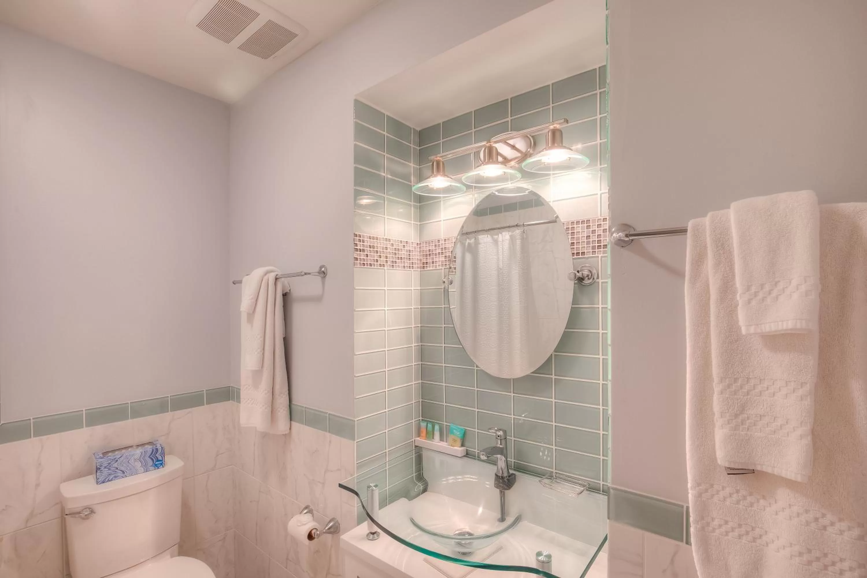 Shower, Bathroom in Elaine's Cape May Boutique Hotel