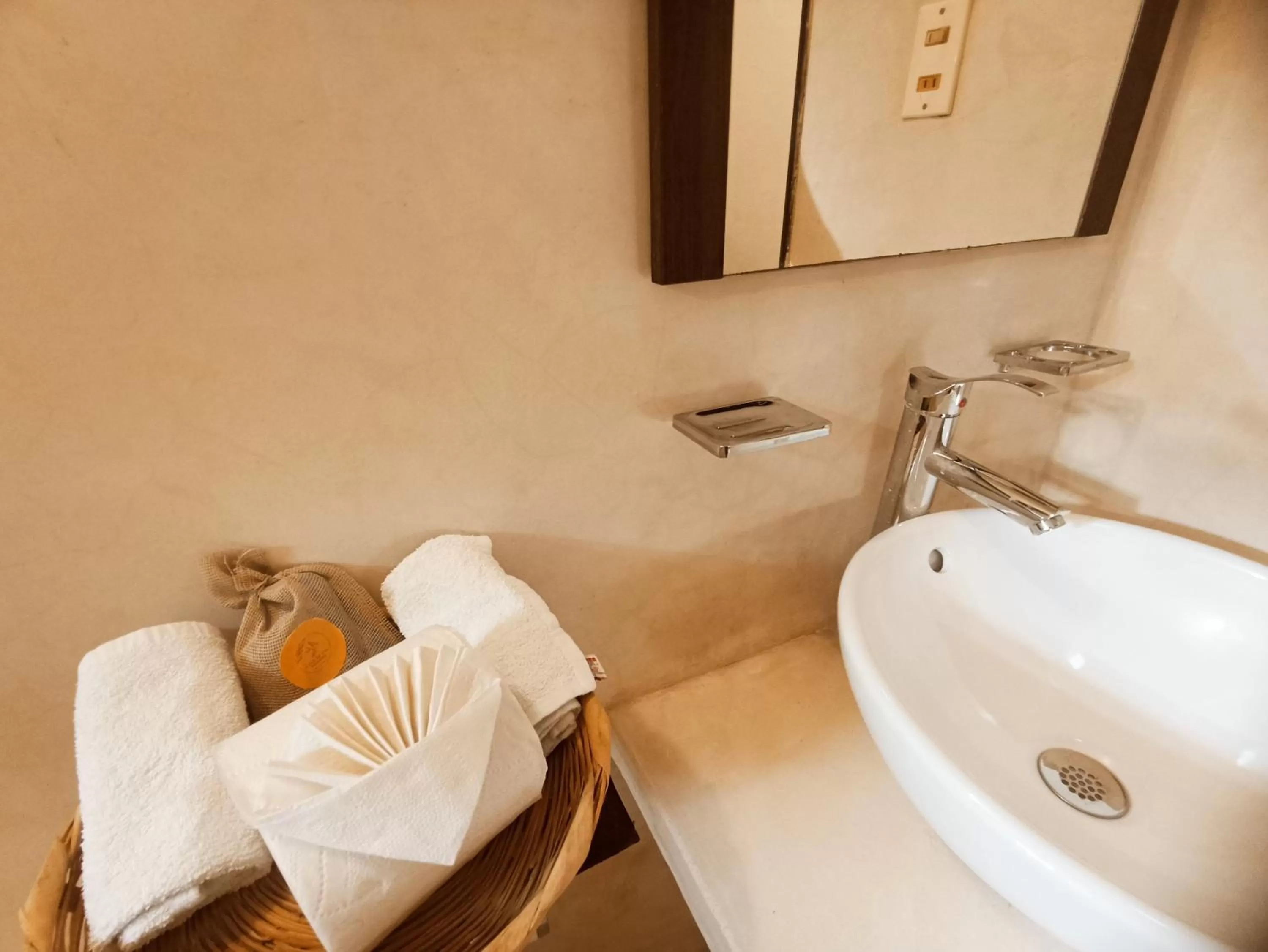 Casa De Los Pájaros - B&B