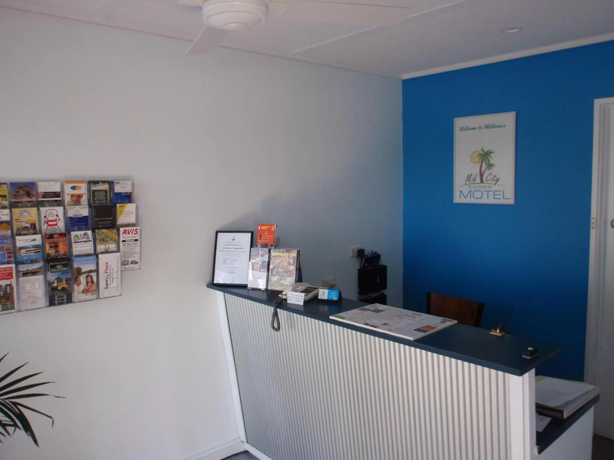 Lobby or reception in Mid City Plantation Motel