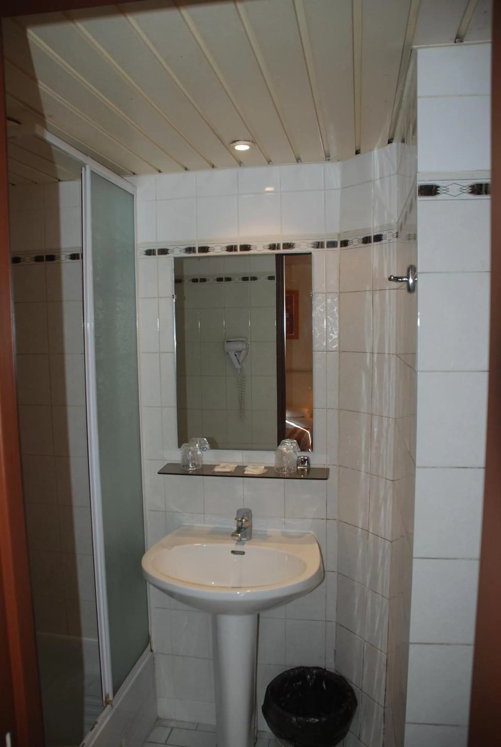 Bathroom in Residence De La Tour Paris-Malakoff