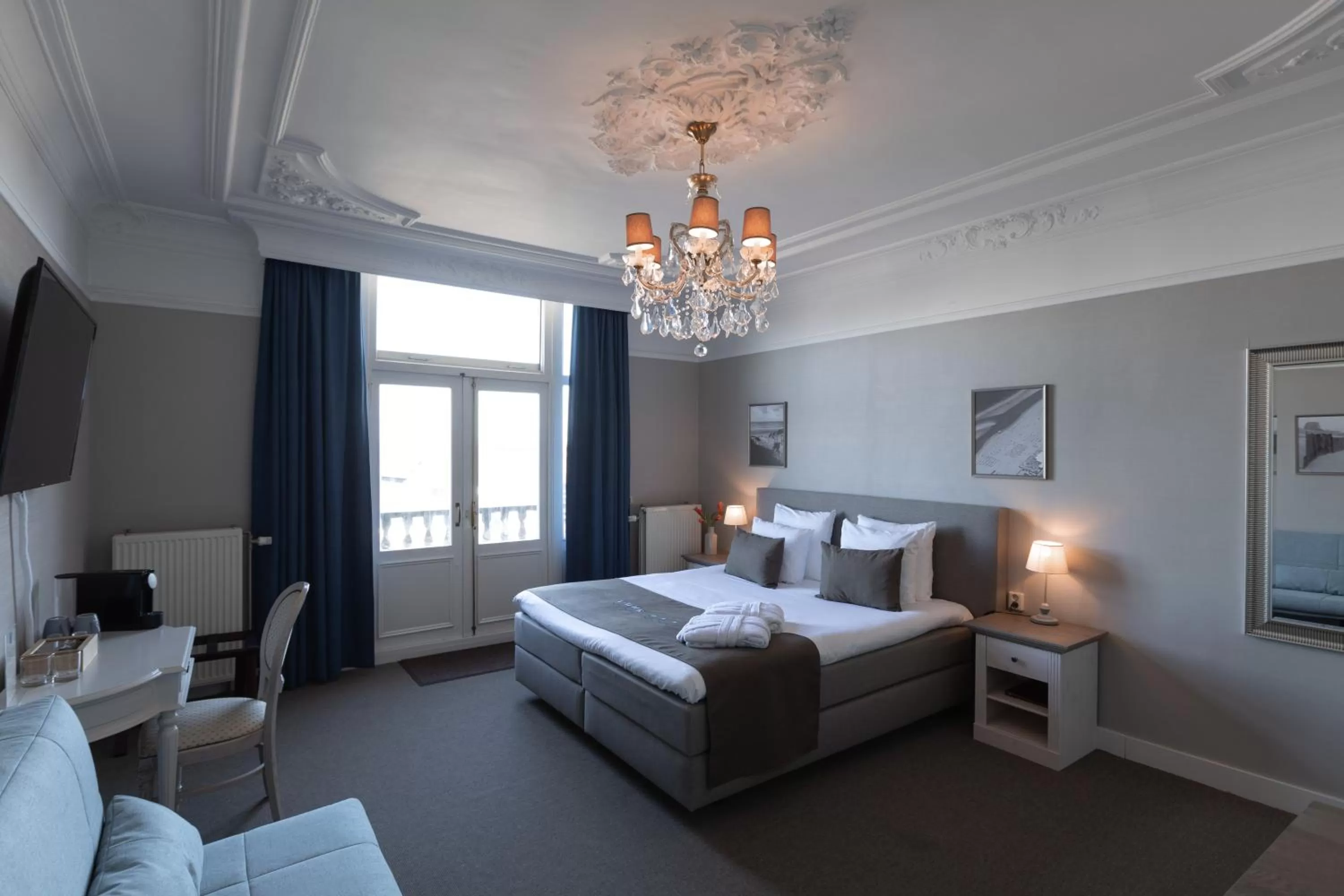 Bed in Boutique hotel Puur Zee - Adults Only