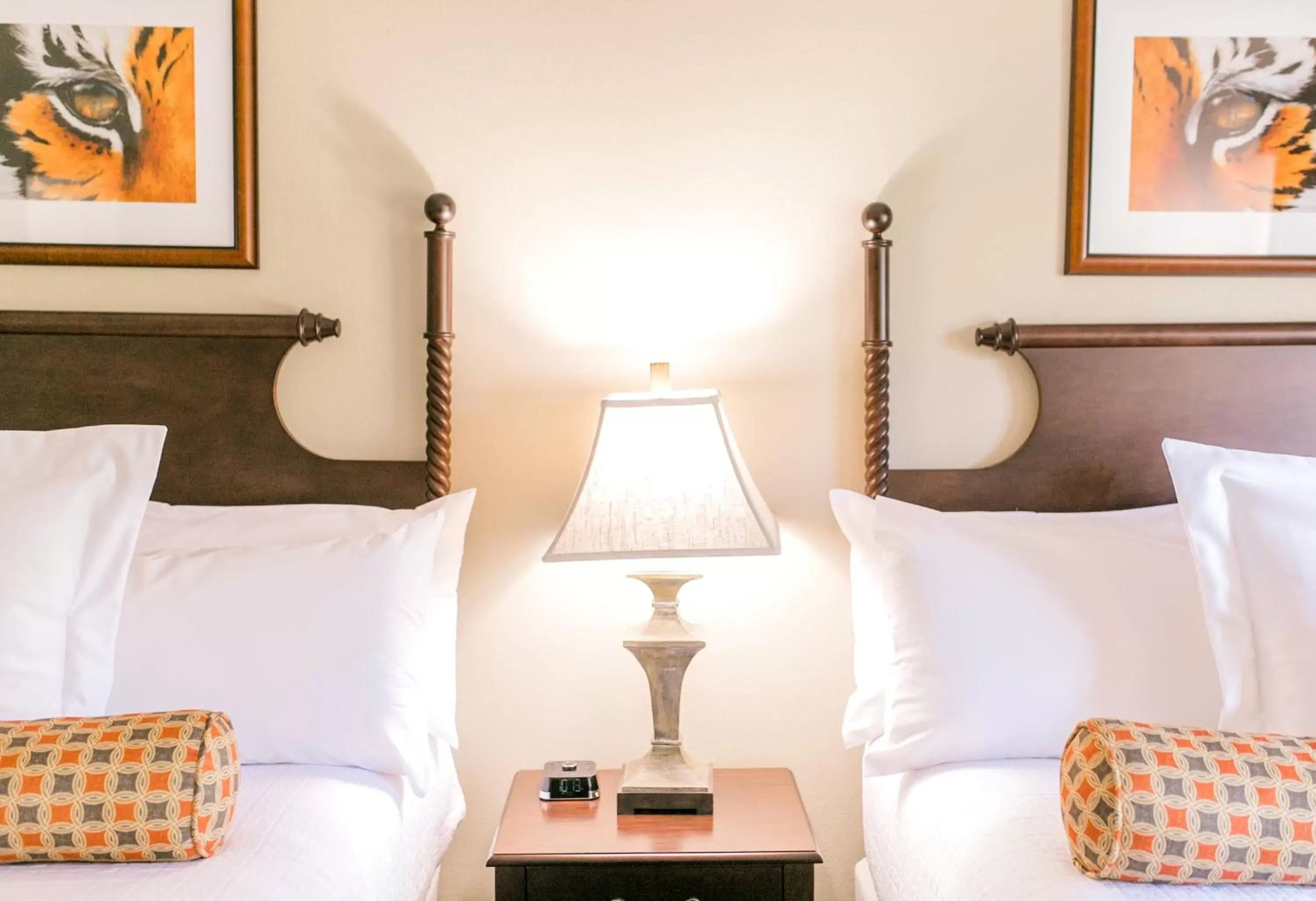 Queen Room with Garden View in James F. Martin Inn Queen Room with Garden View in James F. Martin Inn