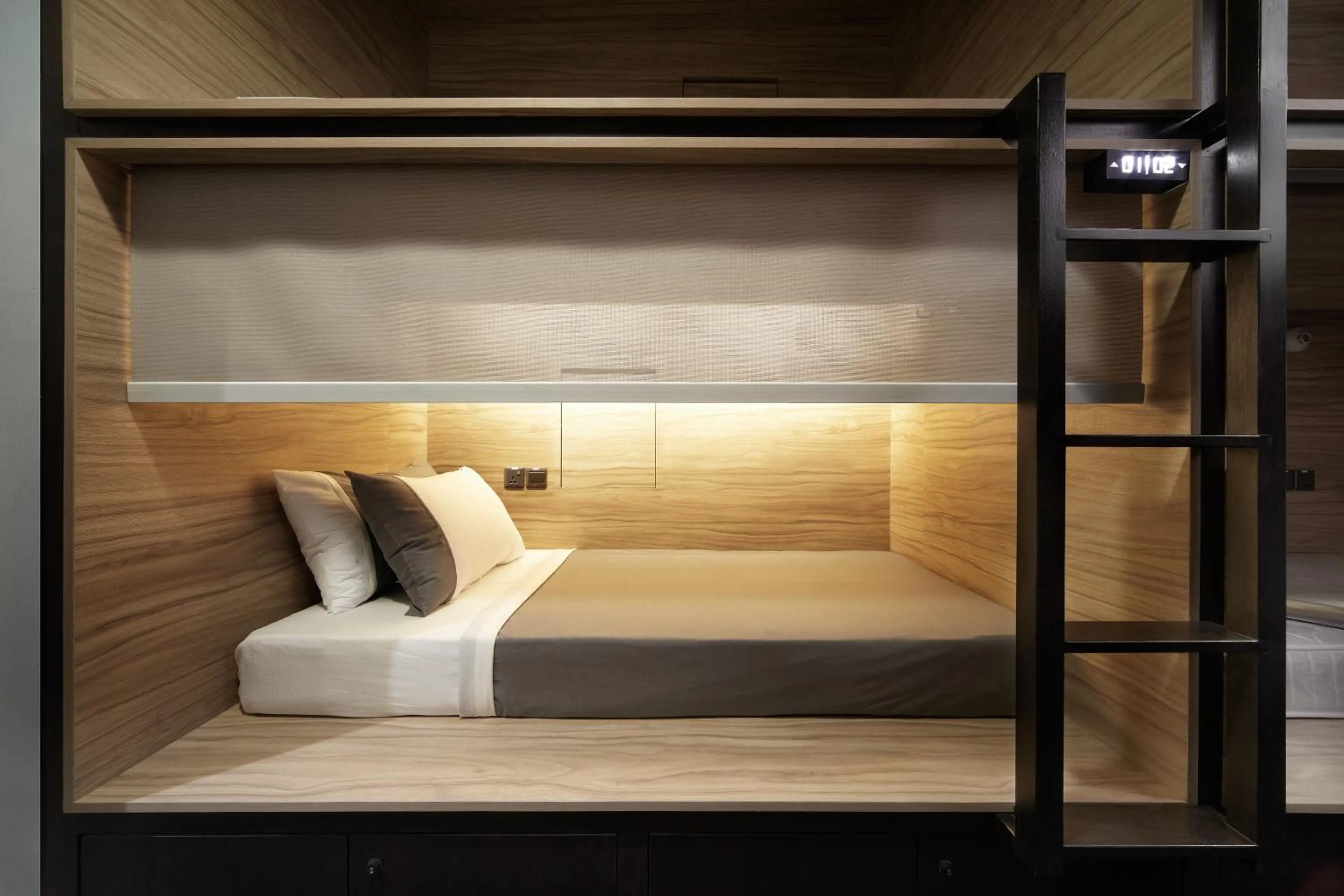 Bed in The Pod at Beach Road Boutique Capsule Hotel