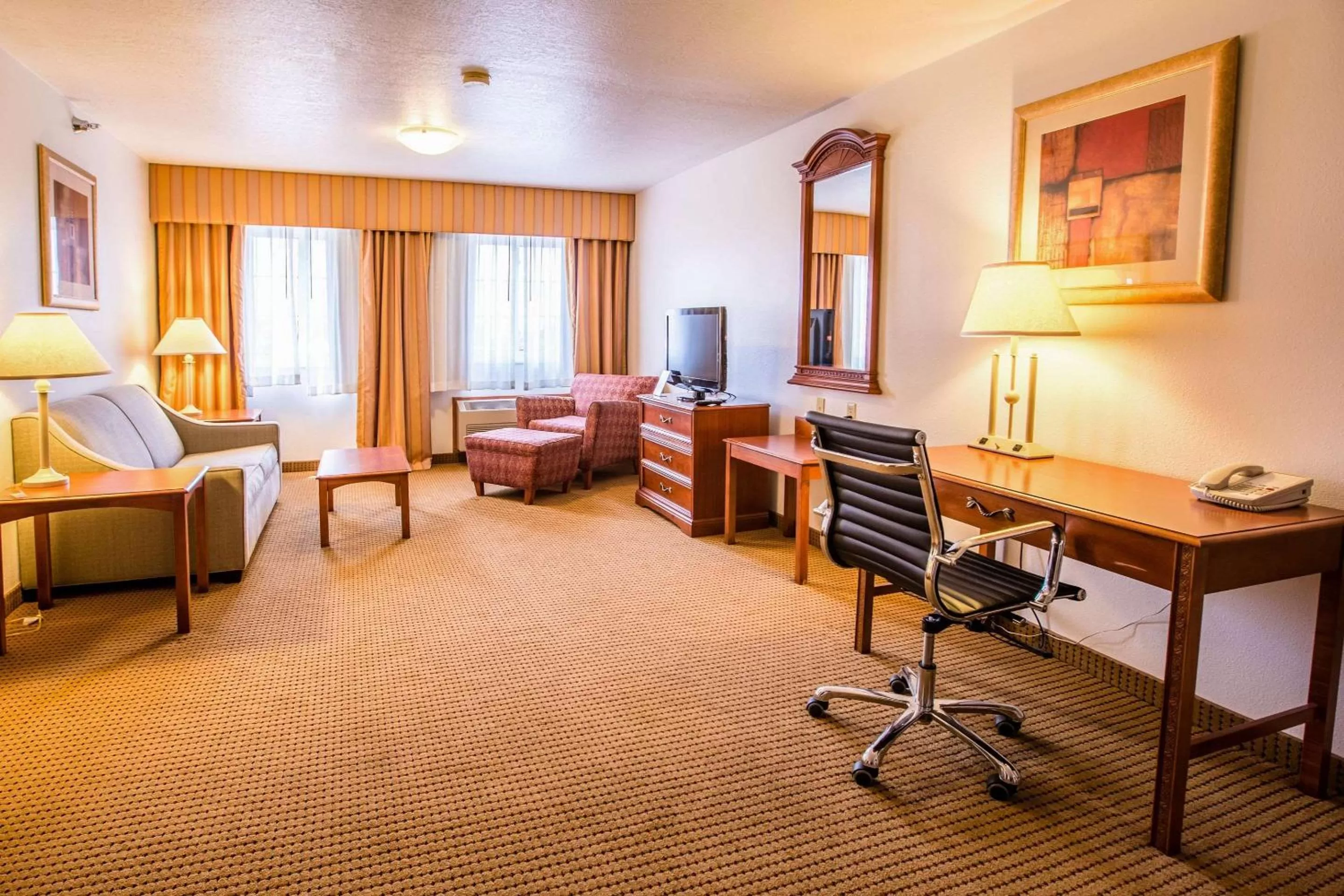 Photo of the whole room in Quality Inn & Suites University