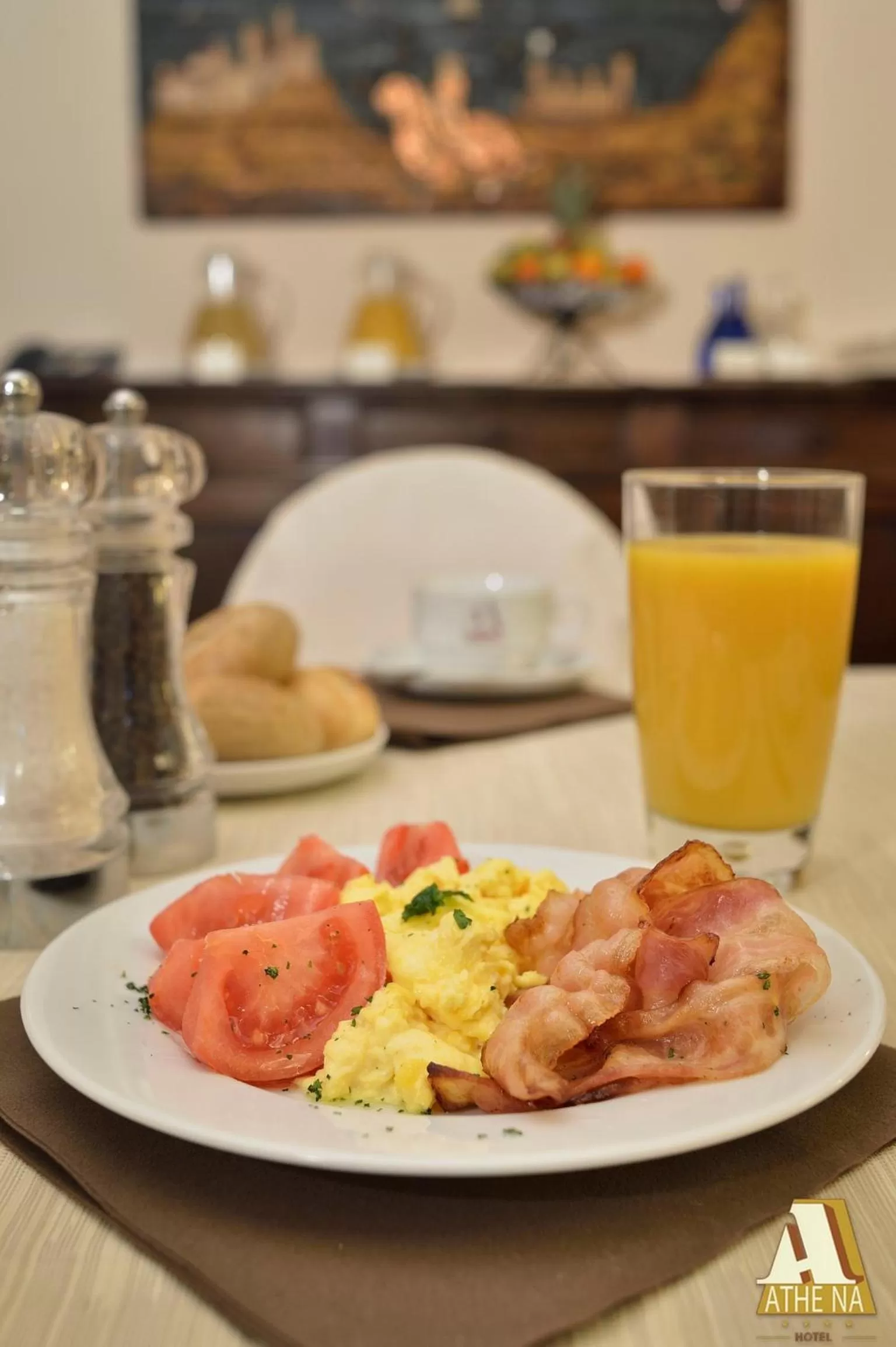 Food and drinks in Hotel Athena