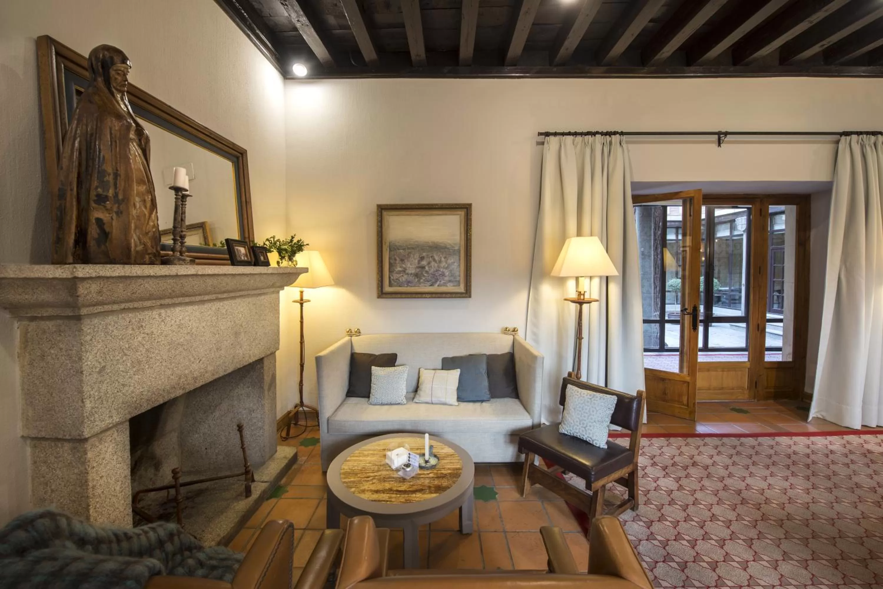 Lounge or bar in Parador de Ávila