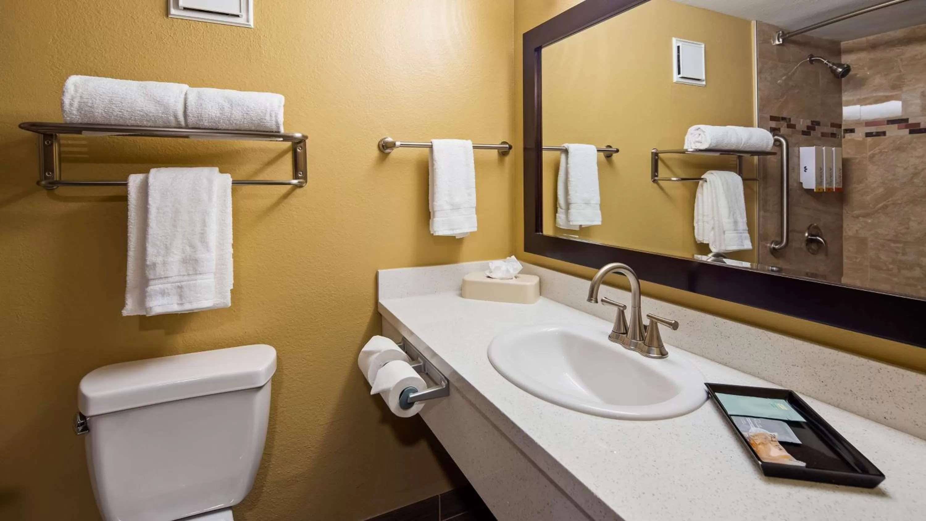 Bathroom in Best Western Hoover Dam Hotel - SE Henderson, Boulder City
