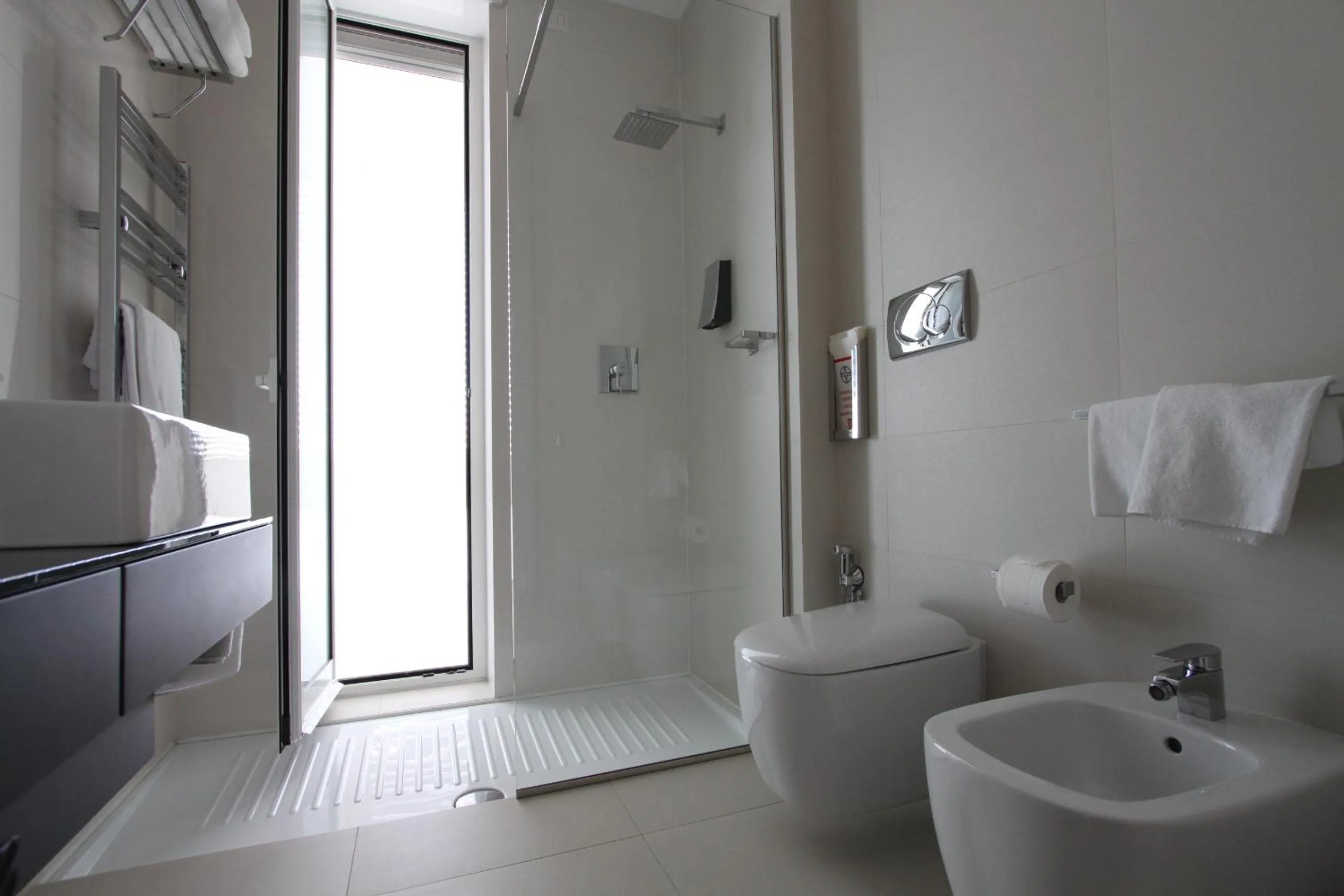 Day in Soglow Business Class Hotel