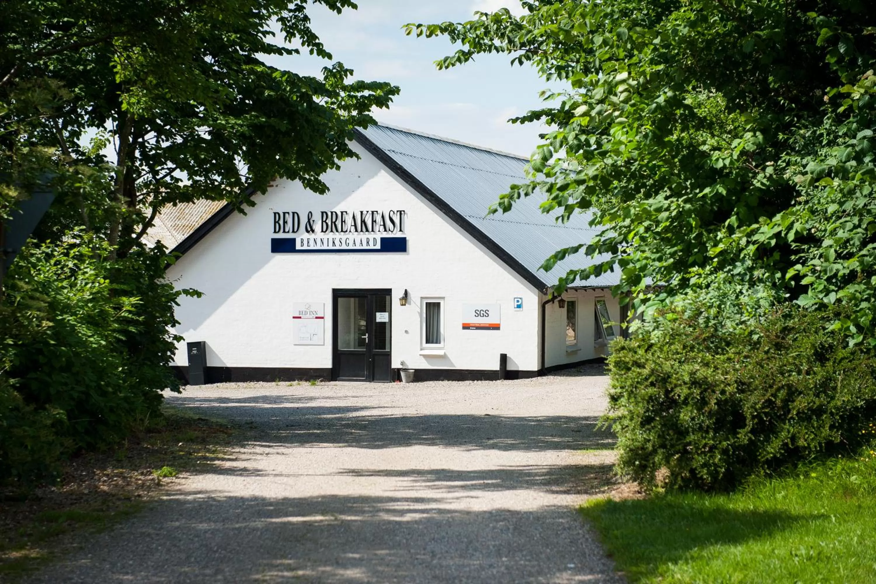 Facade/entrance, Property Building in Benniksgaard Bed & Breakfast