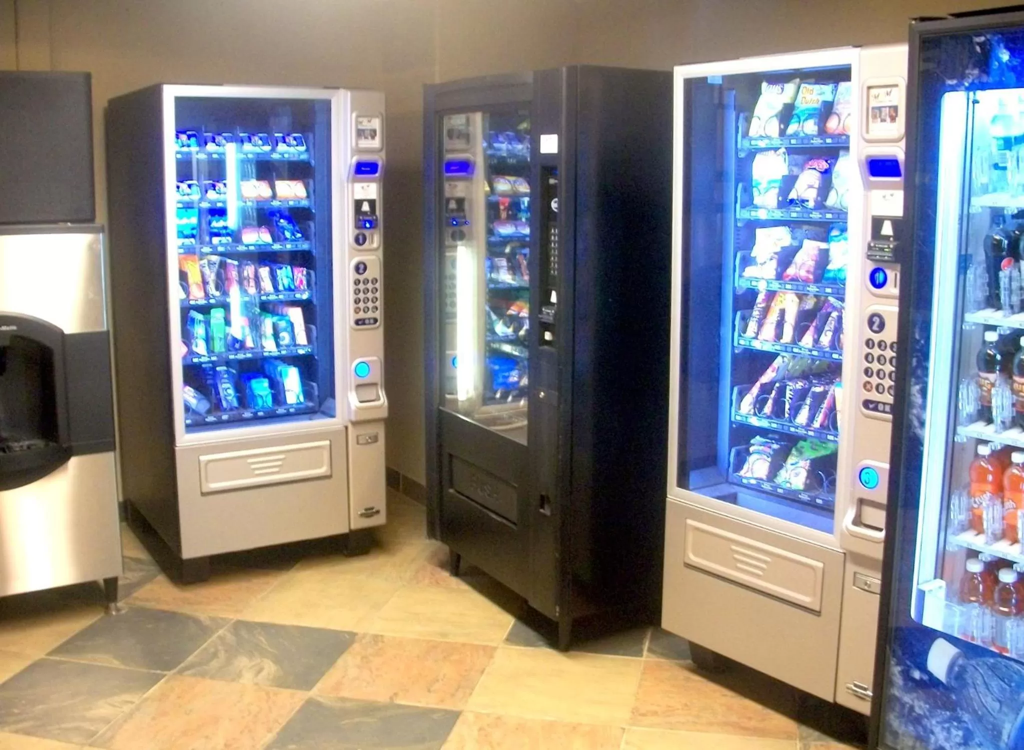 Area and facilities in Clearwater Hotel Ltd