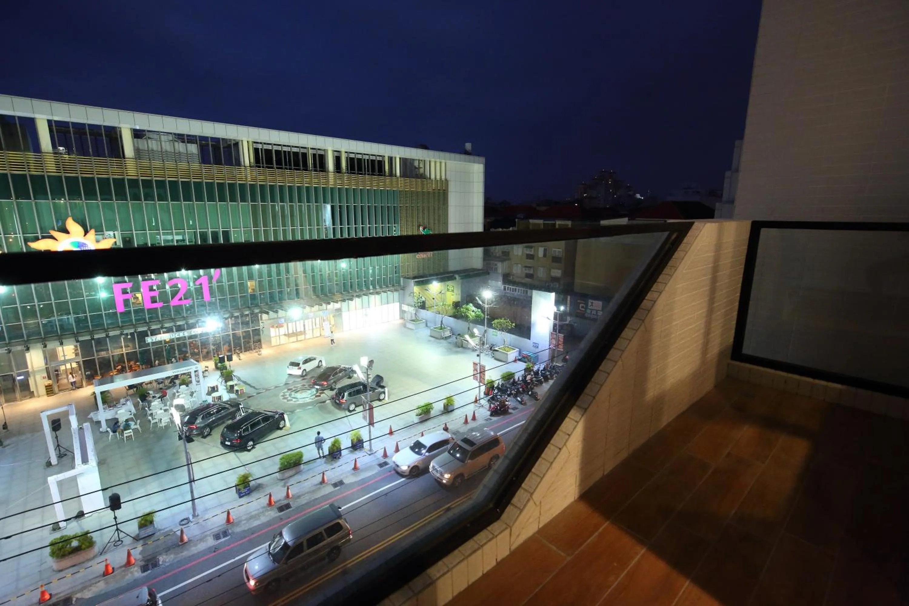 指南針民宿2178 & 工殿民宿2182