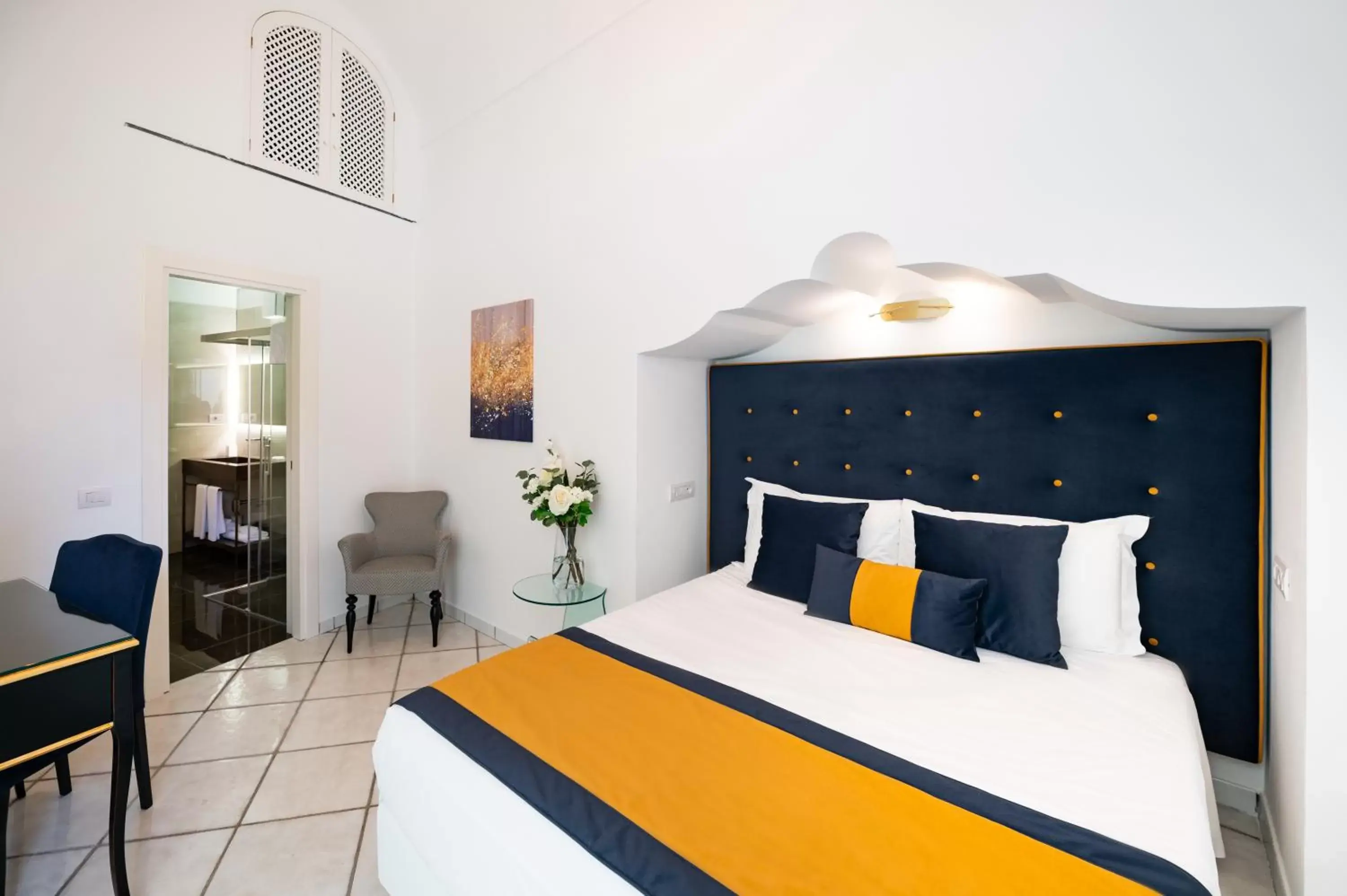 King Room in Amalfi Resort King Room in Amalfi Resort