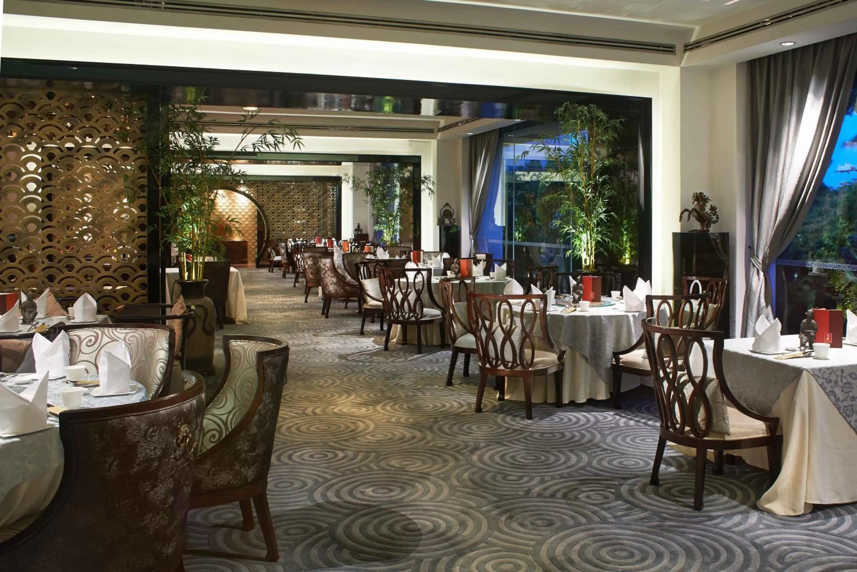 Restaurant/places to eat in Gran Melia Jakarta