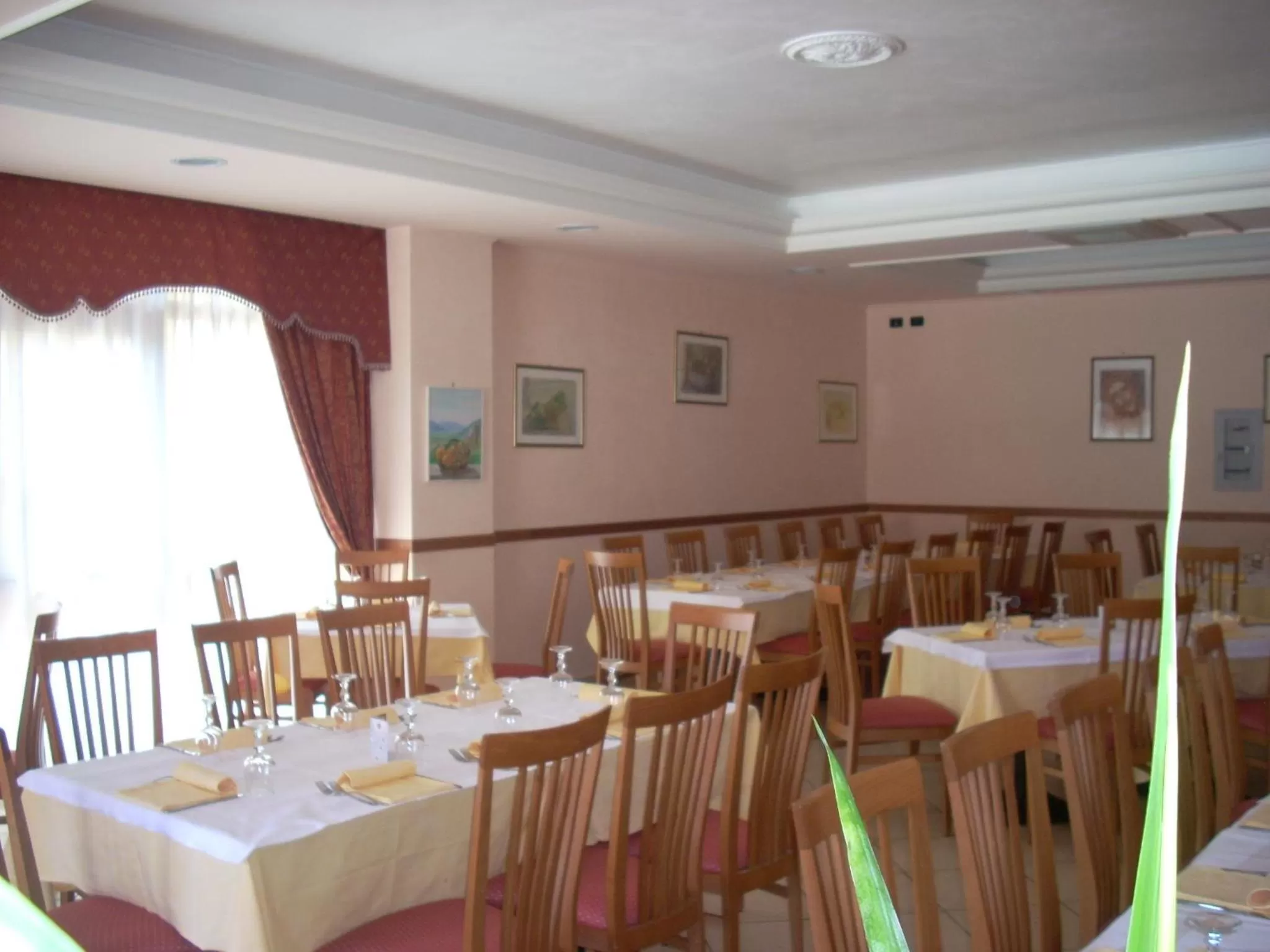 Restaurant/places to eat in Hotel Margherita