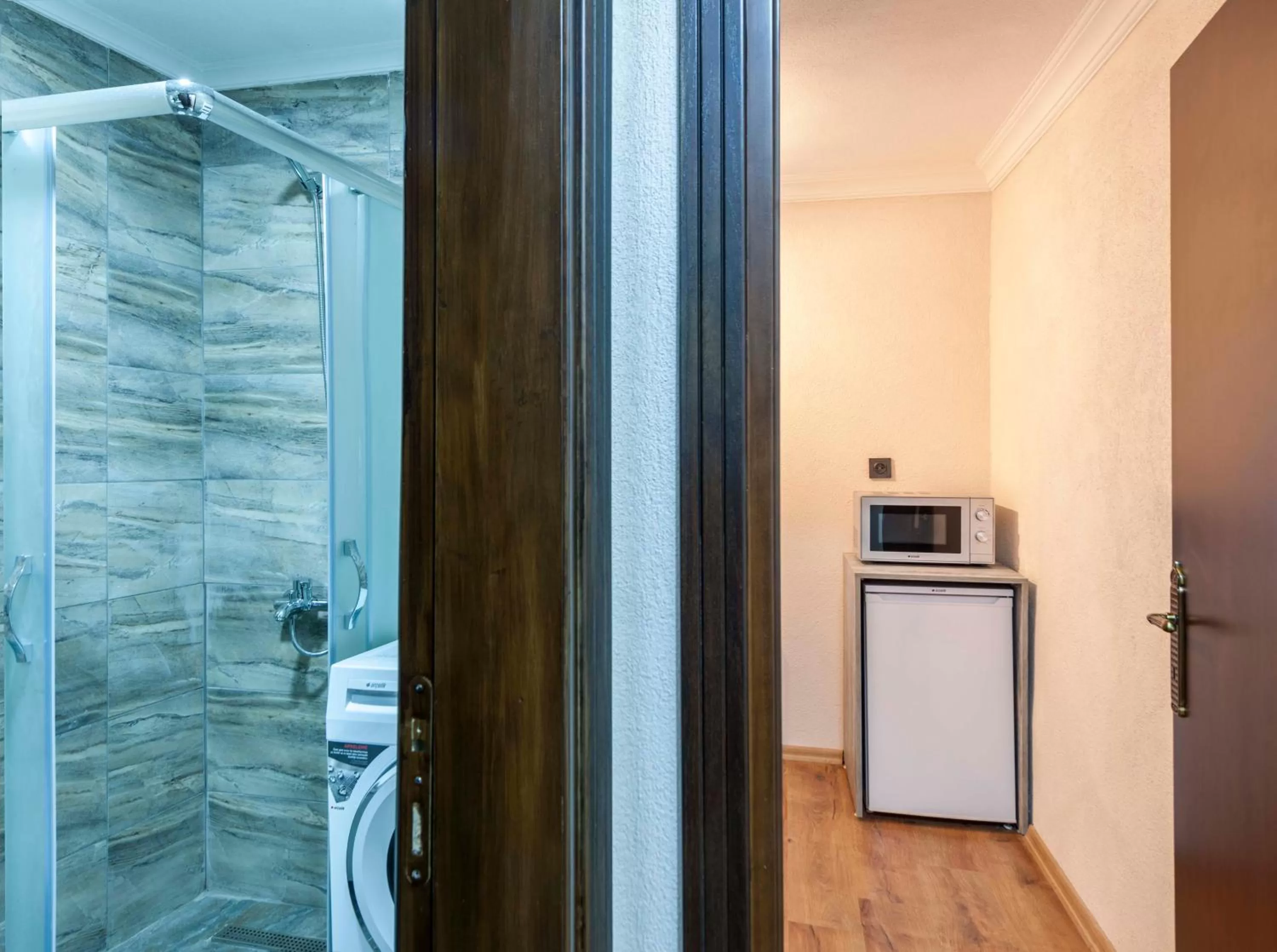 Shower in Element Garden