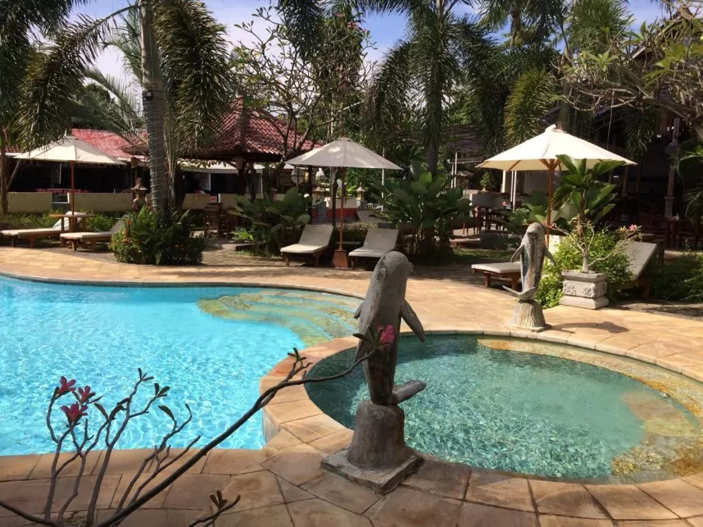 Swimming Pool in Astina Hotel