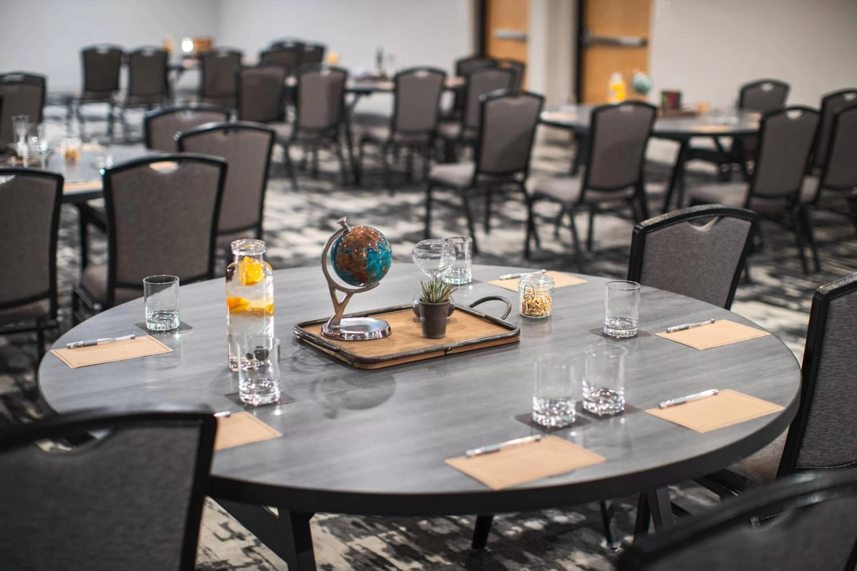 Meeting/conference room in Renaissance Minneapolis Bloomington Hotel