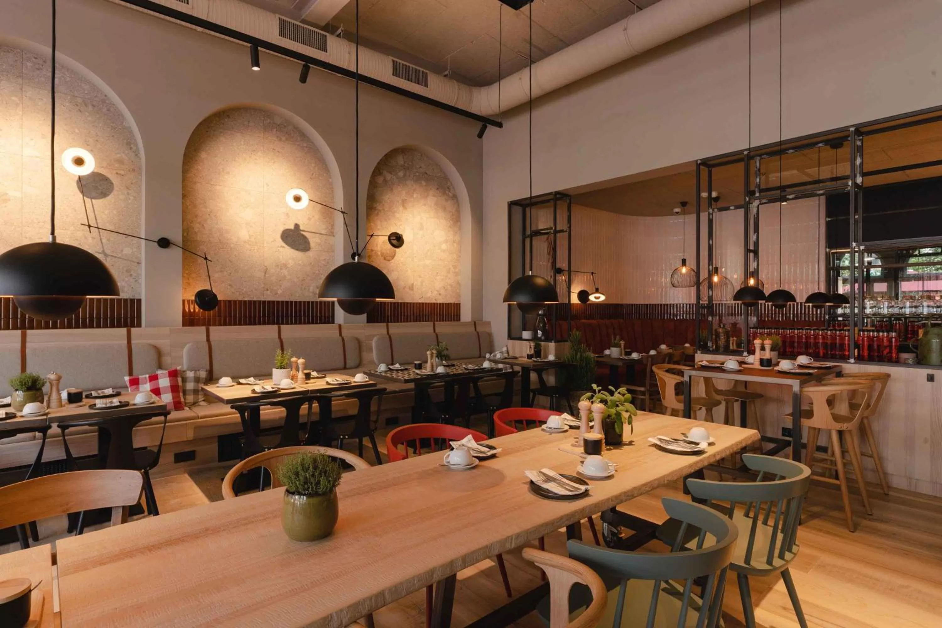 Restaurant/places to eat in LOEV - VELA Hotels