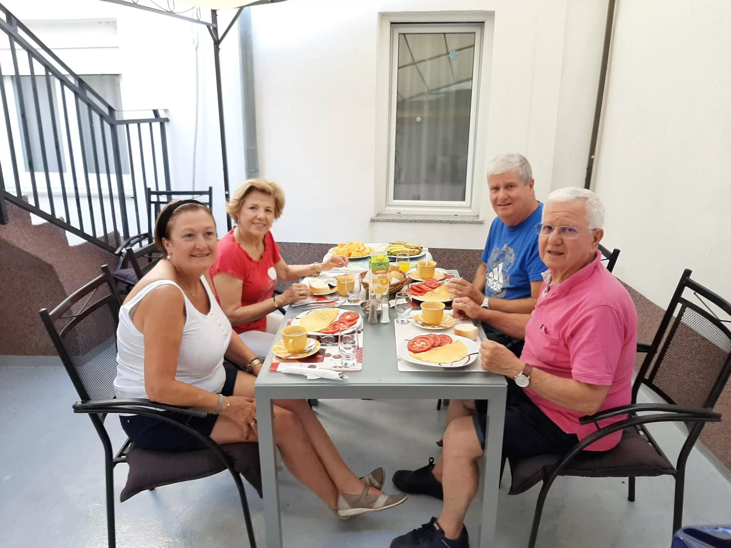 Breakfast in Guest House Nana