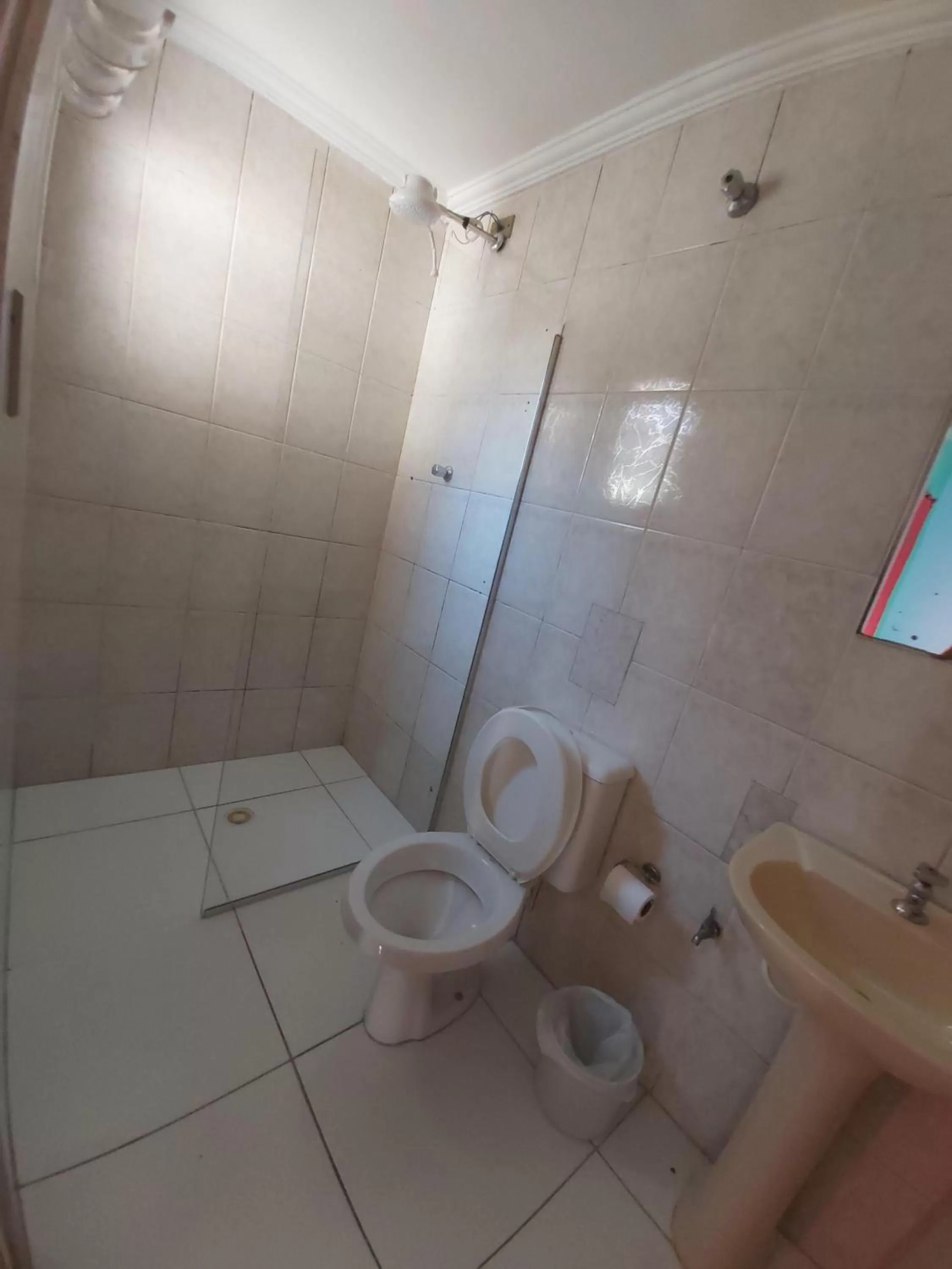 Bathroom in Hotel Puma