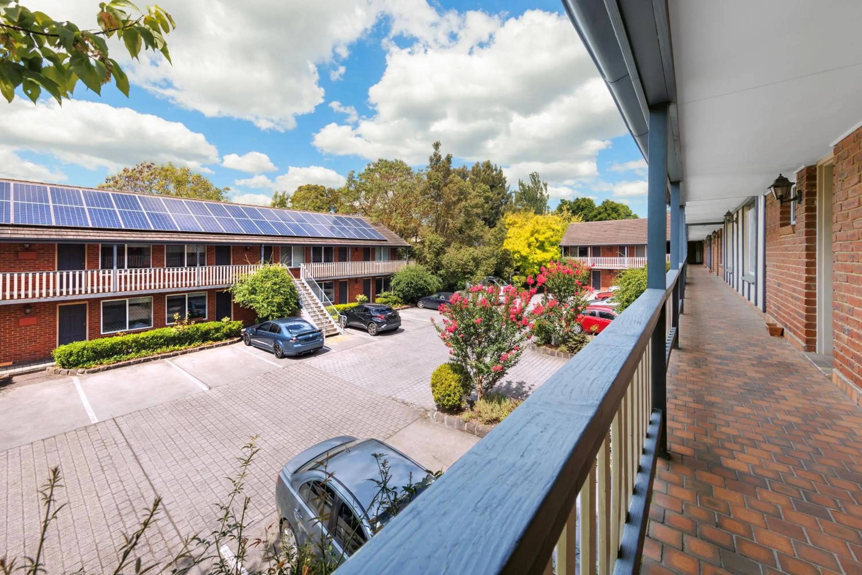 Property building in Elizabethan Lodge