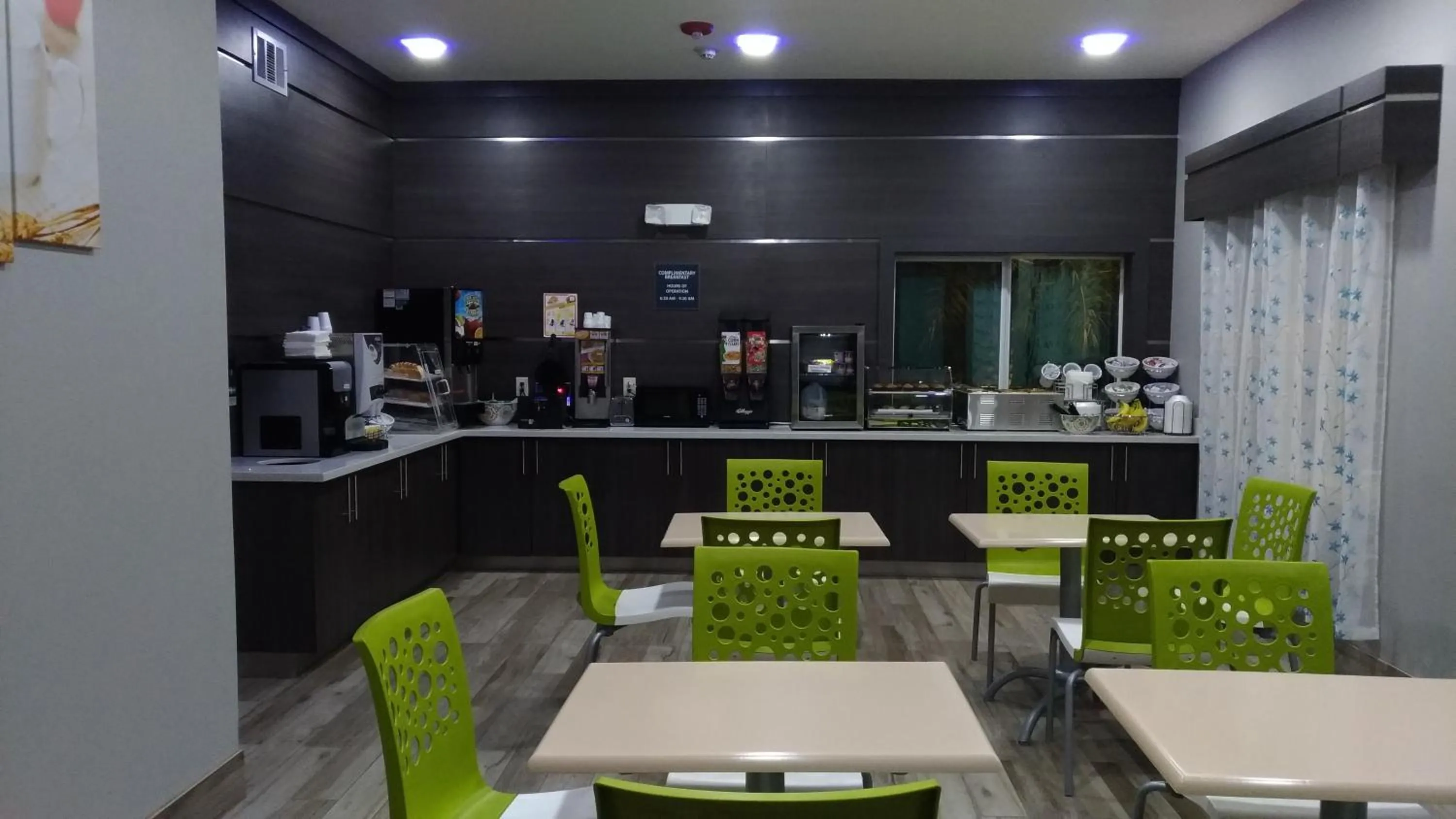 Haven Inn & Suites Downtown Houston.